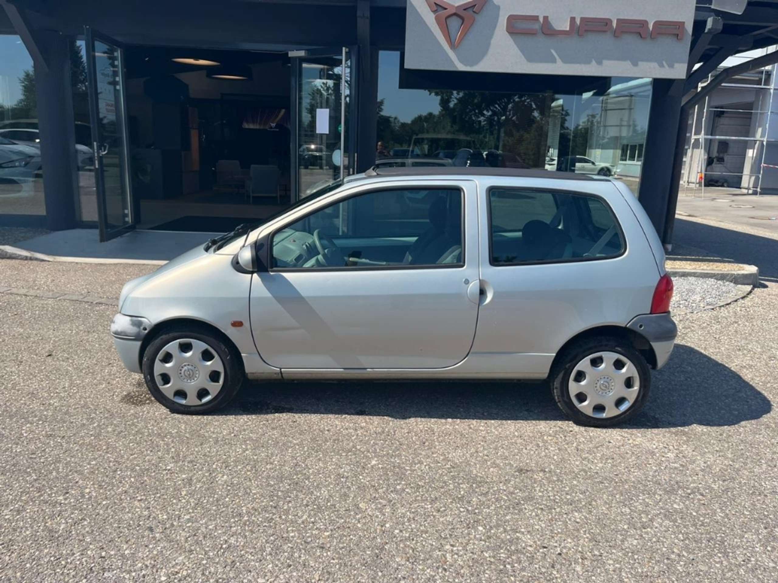 Renault - Twingo