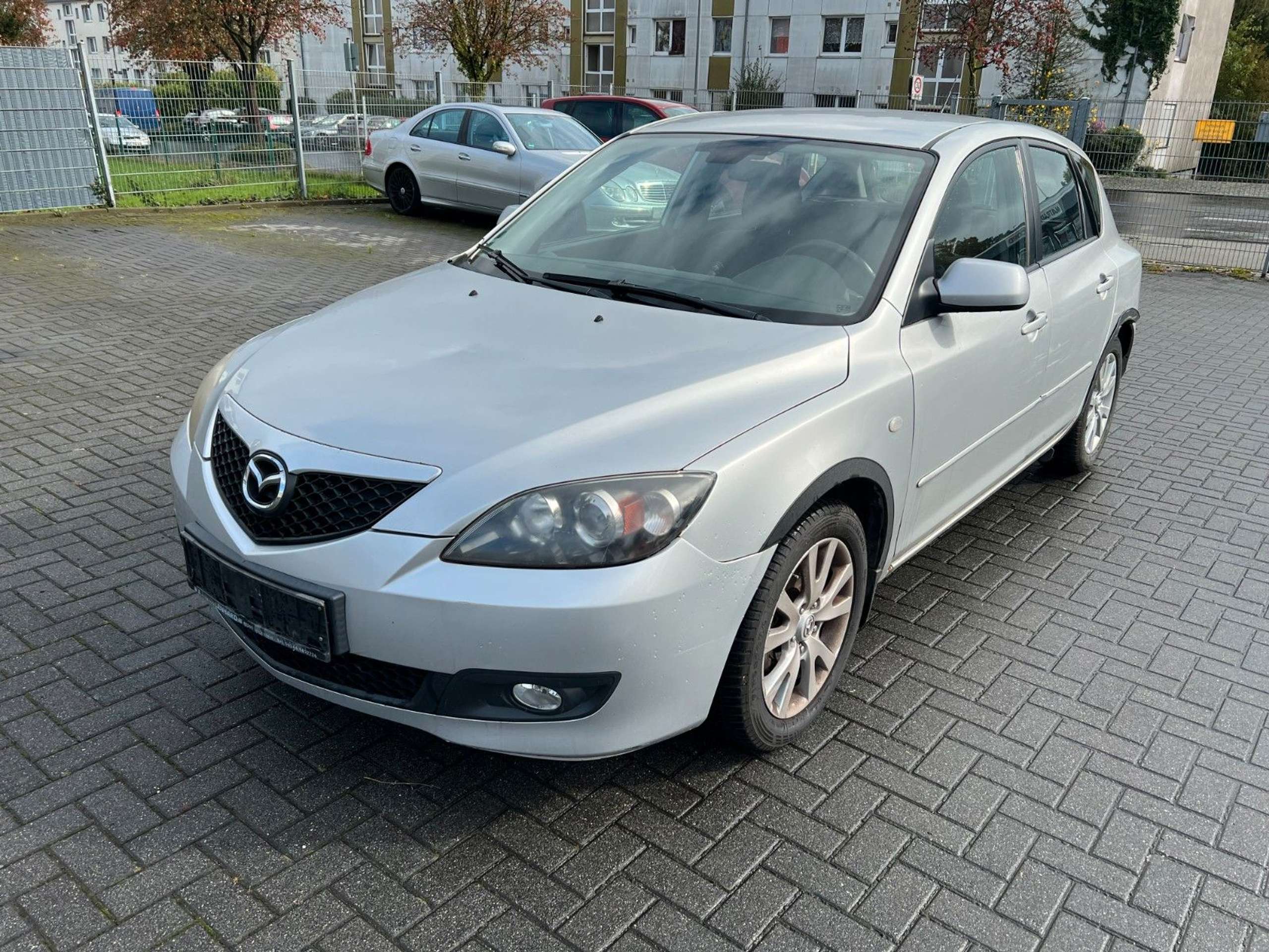 Mazda - 3