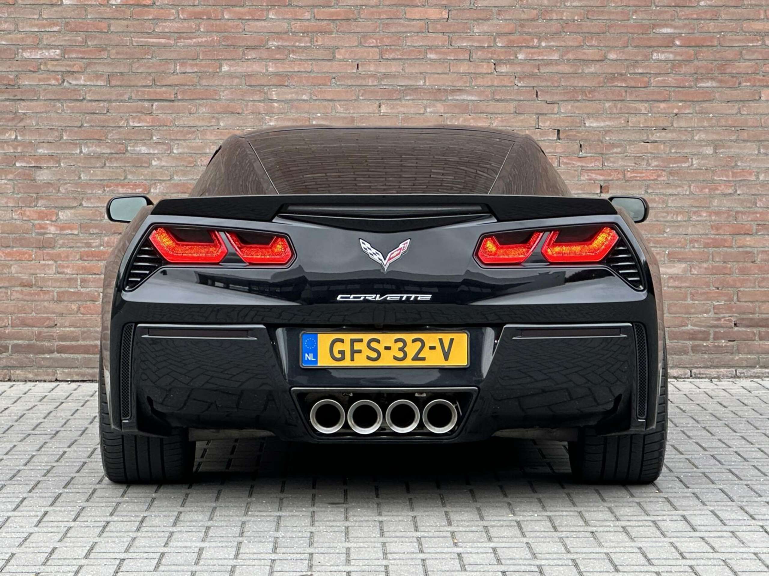 Chevrolet - Corvette