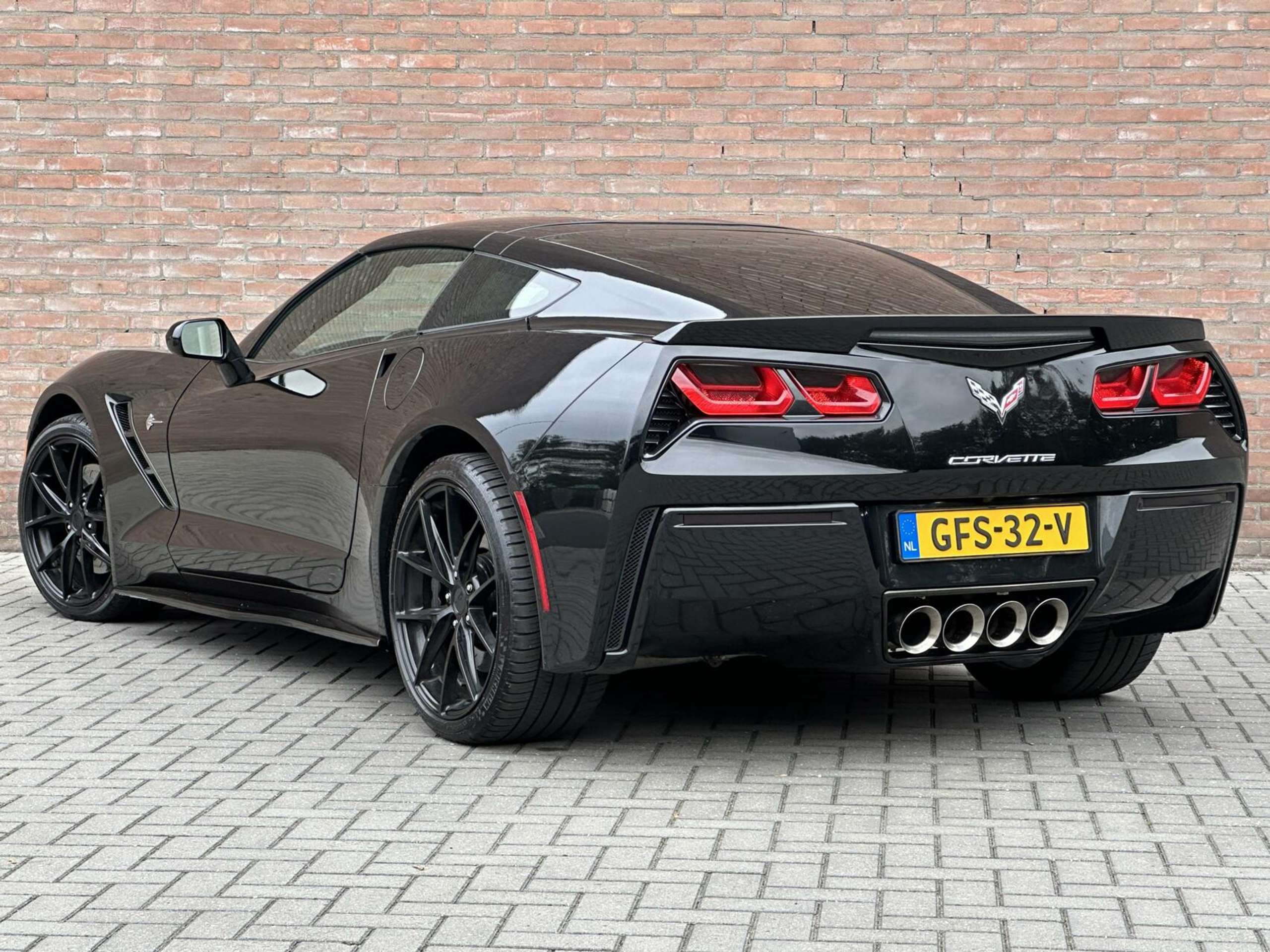 Chevrolet - Corvette