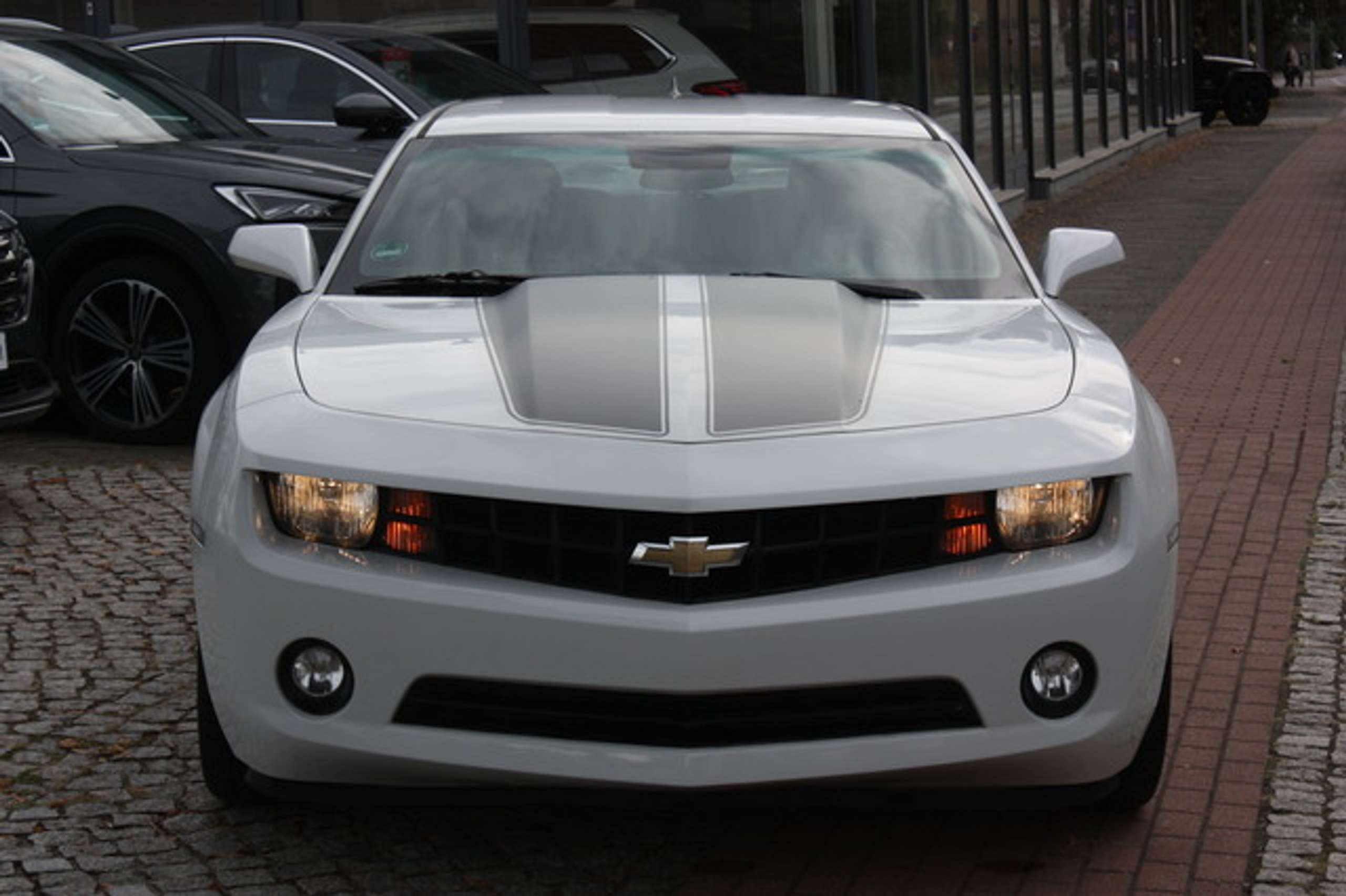 Chevrolet - Camaro