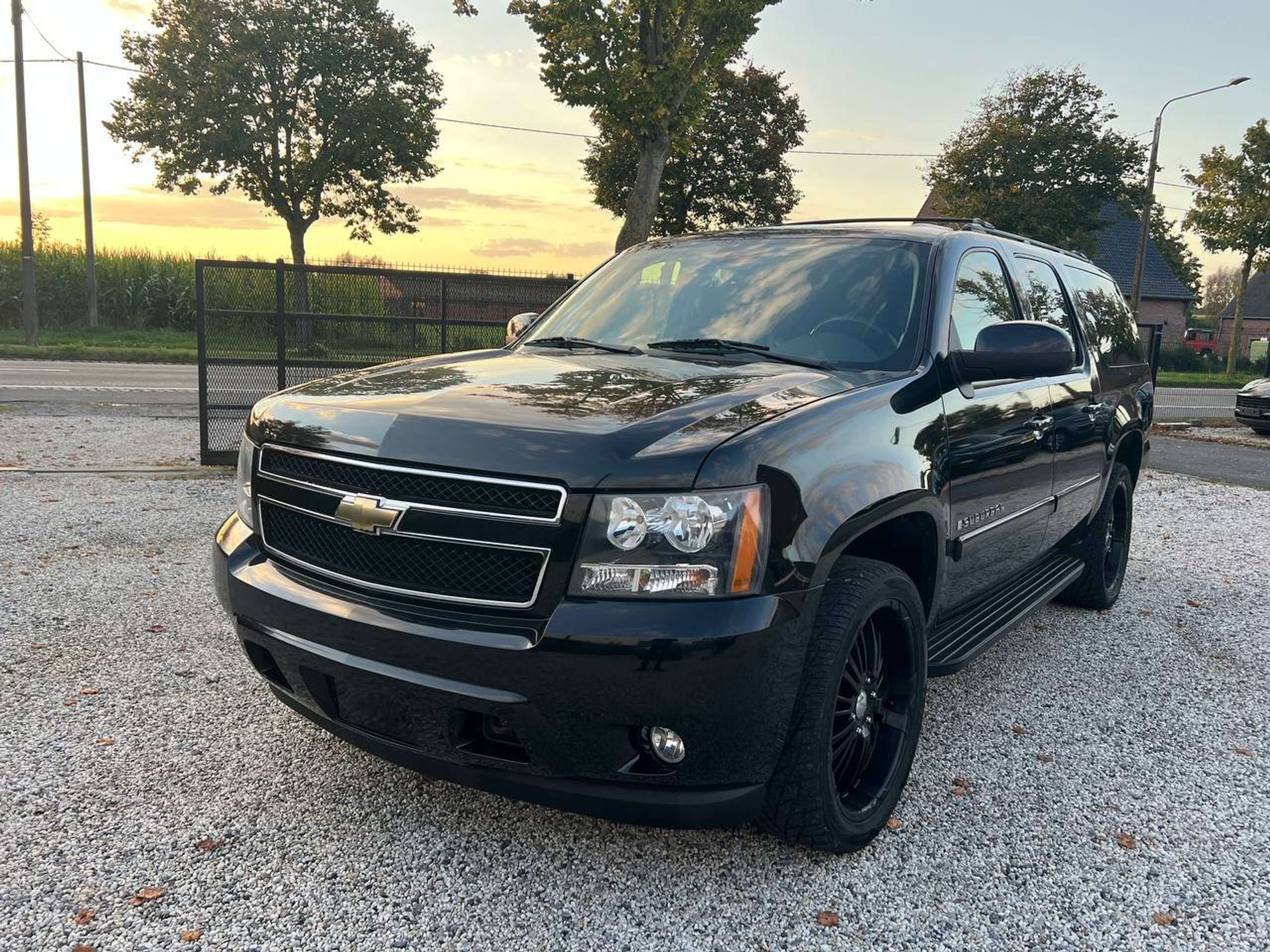 Chevrolet - Suburban