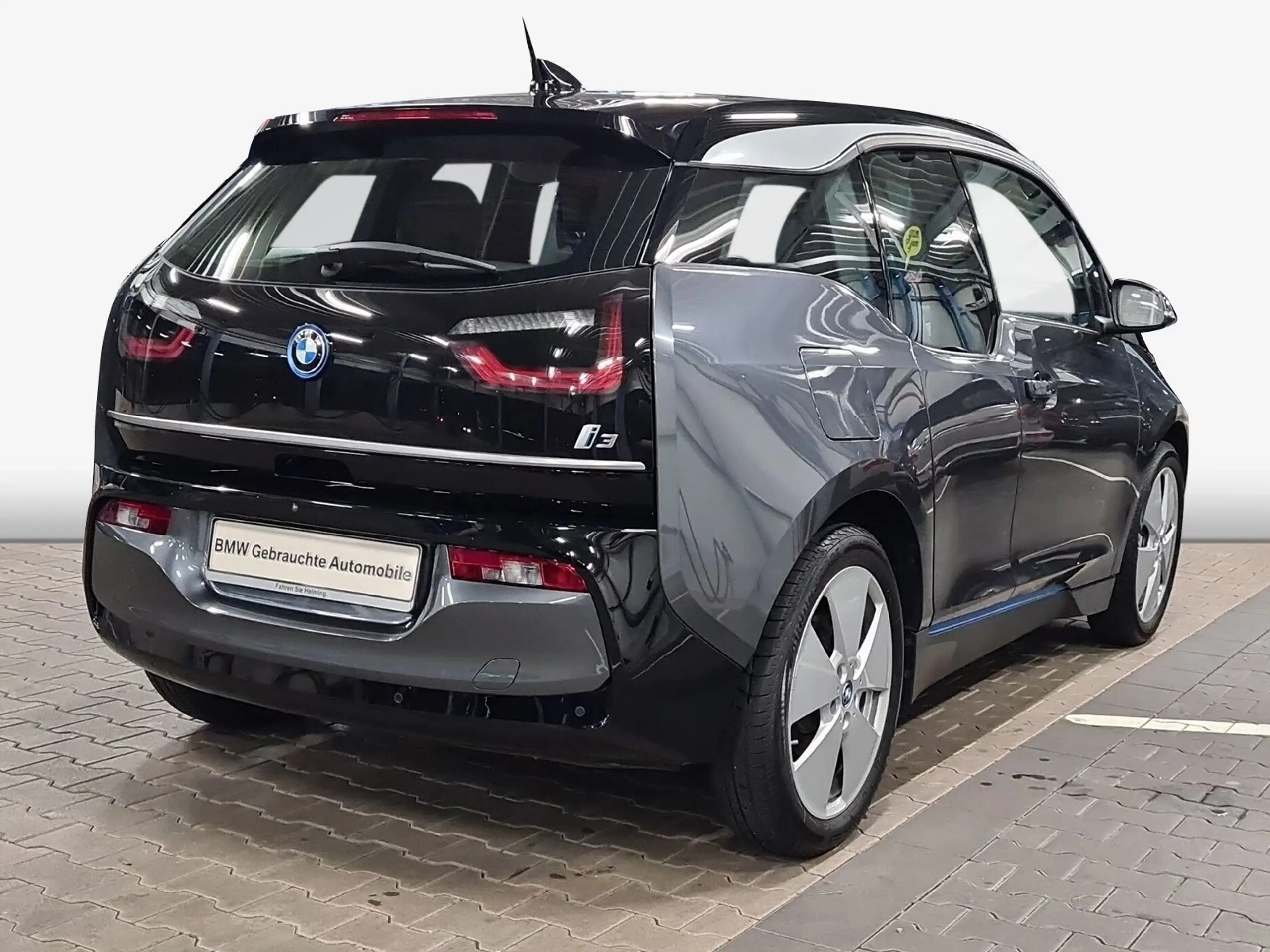 BMW - i3