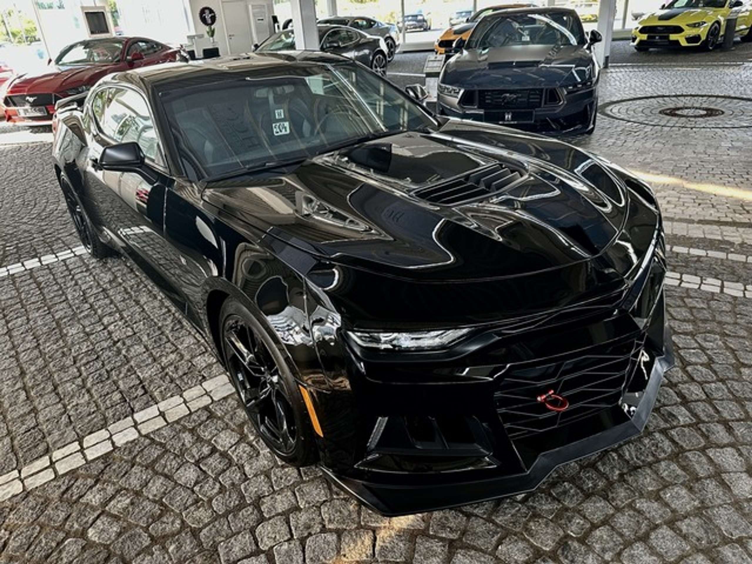 Chevrolet - Camaro