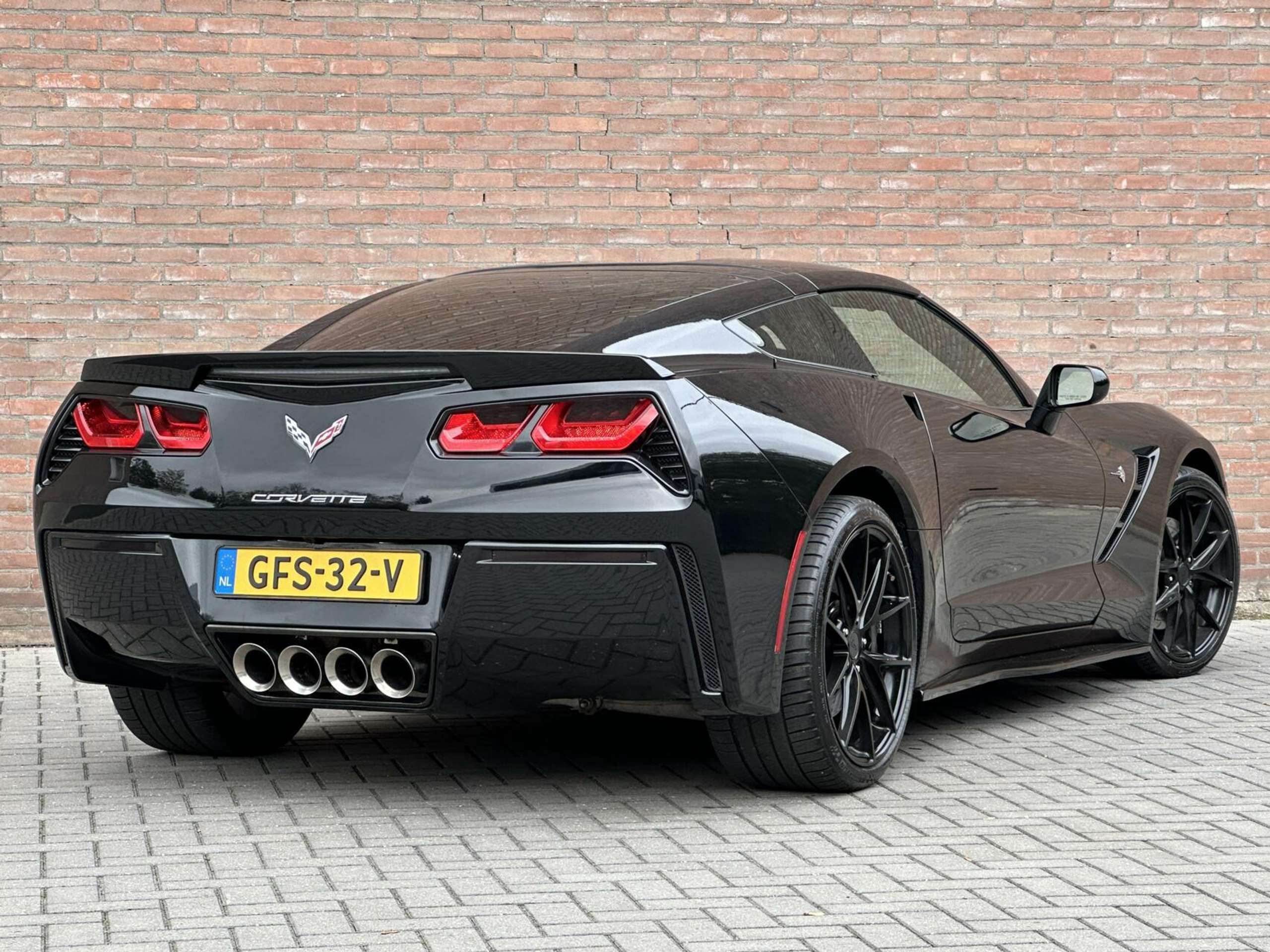 Chevrolet - Corvette