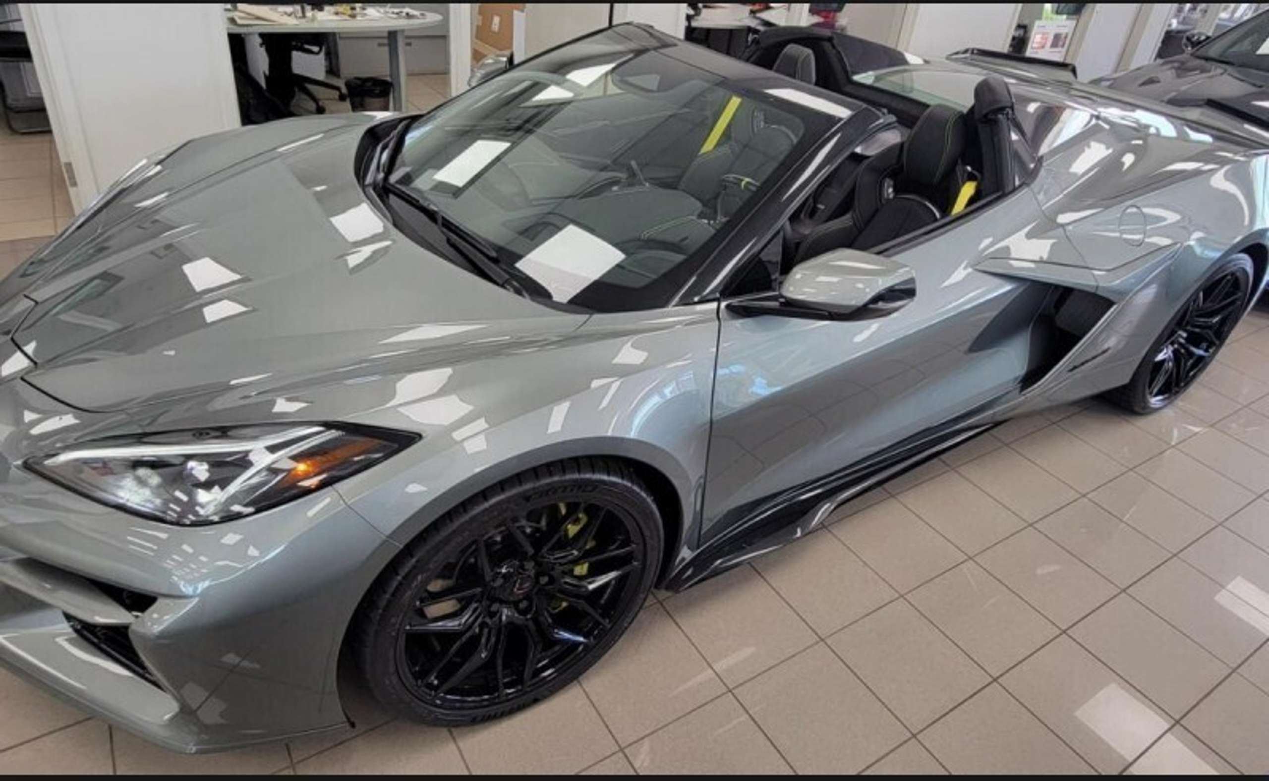 Chevrolet - Corvette