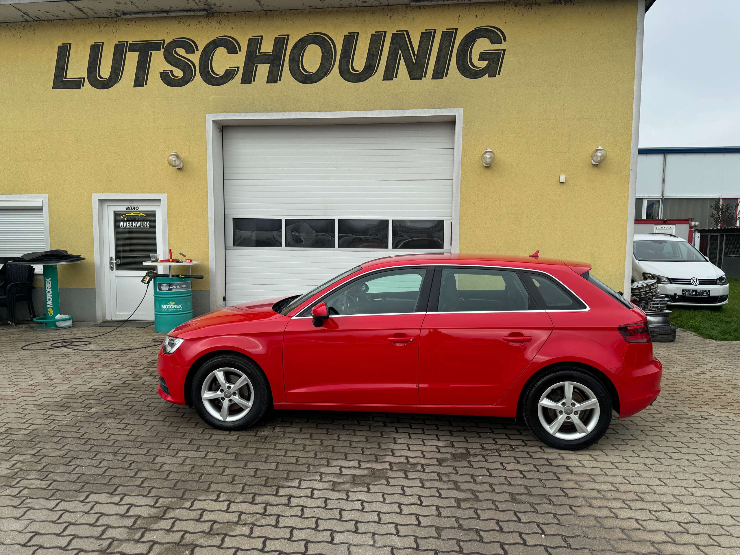 Audi - A3