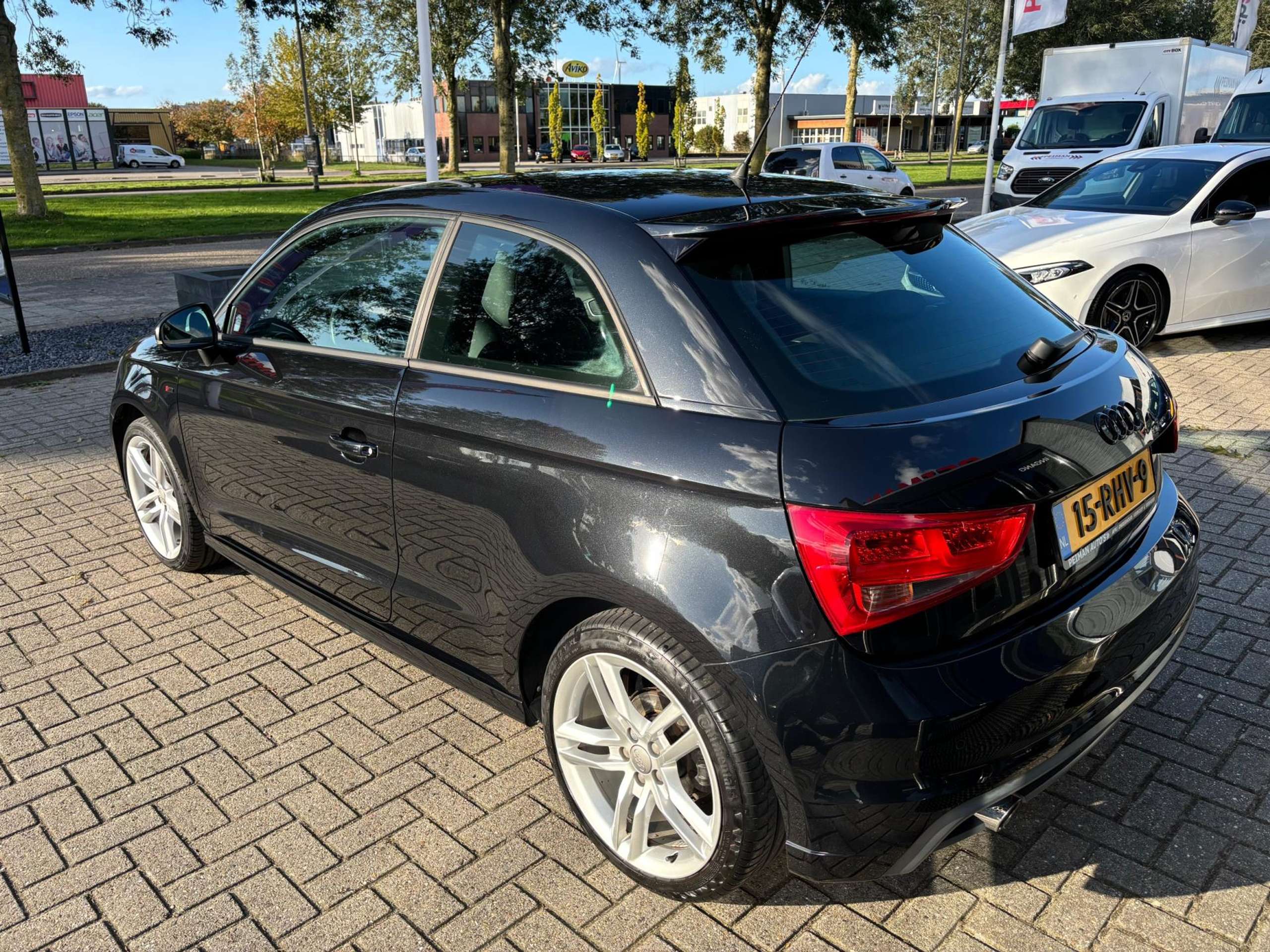 Audi - A1