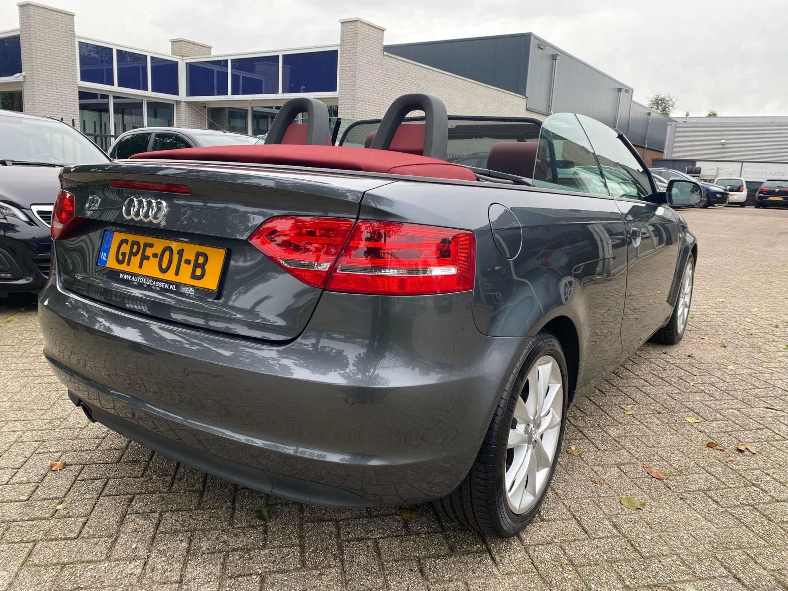 Audi - A3