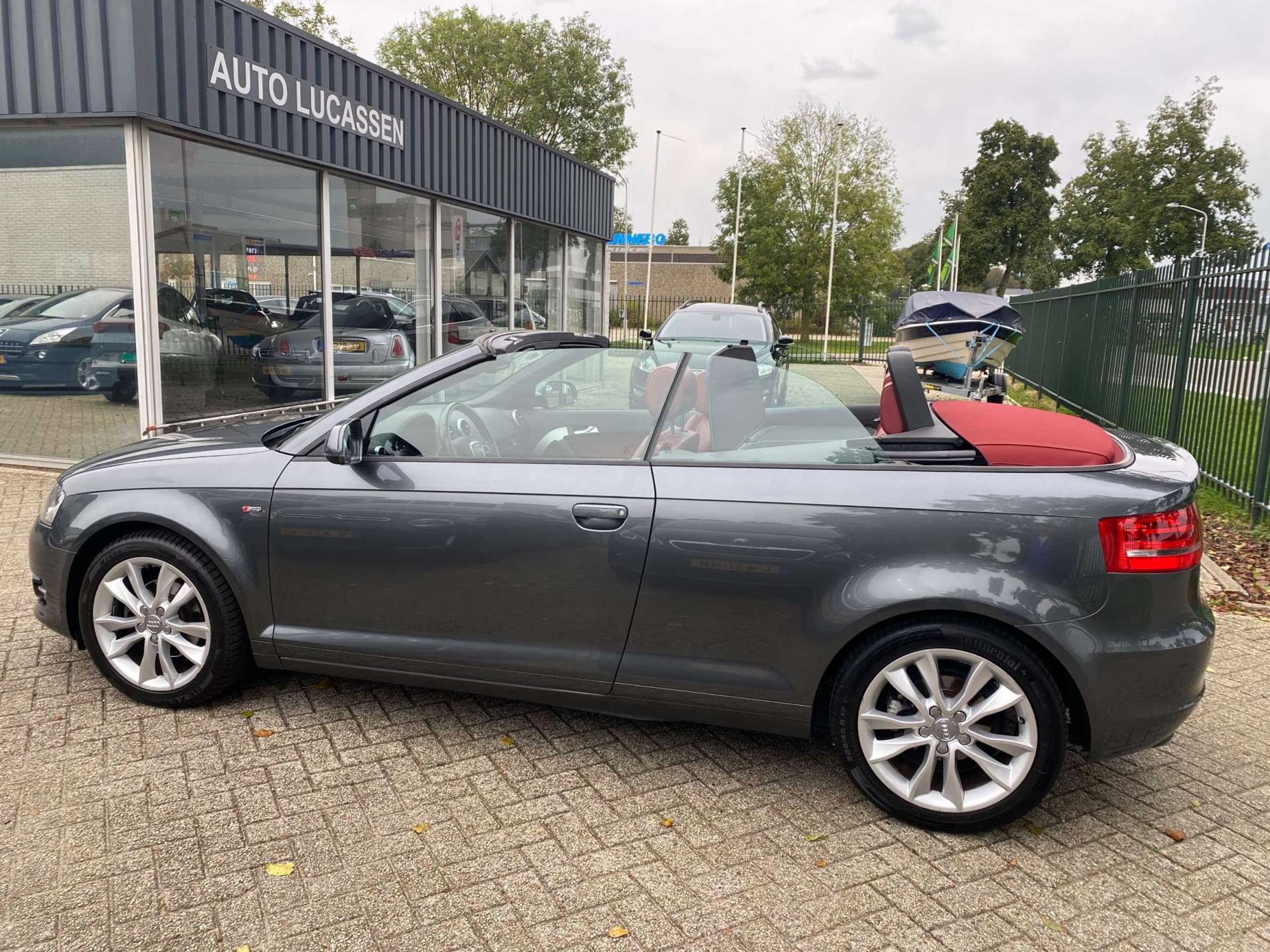 Audi - A3