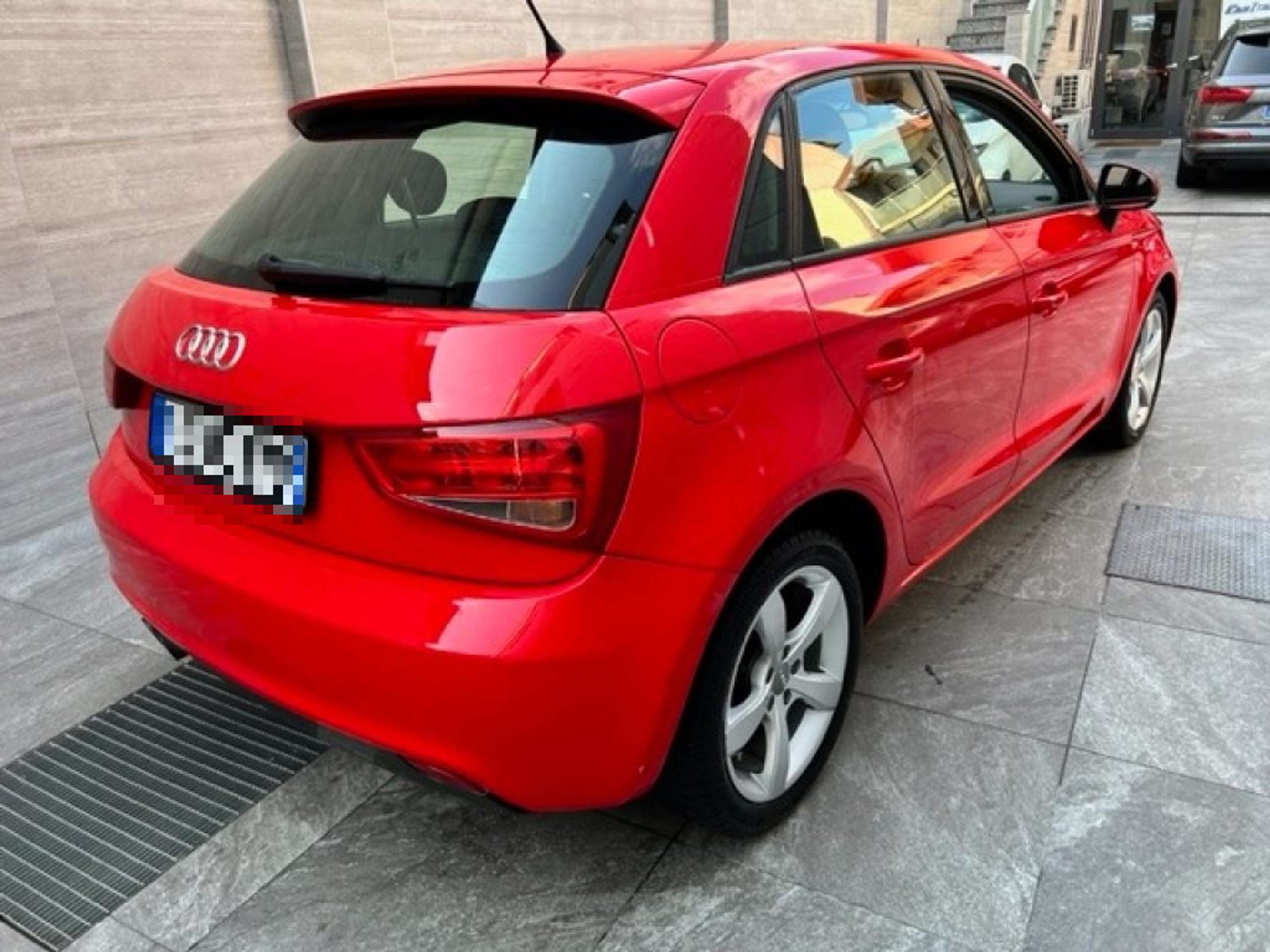 Audi - A1