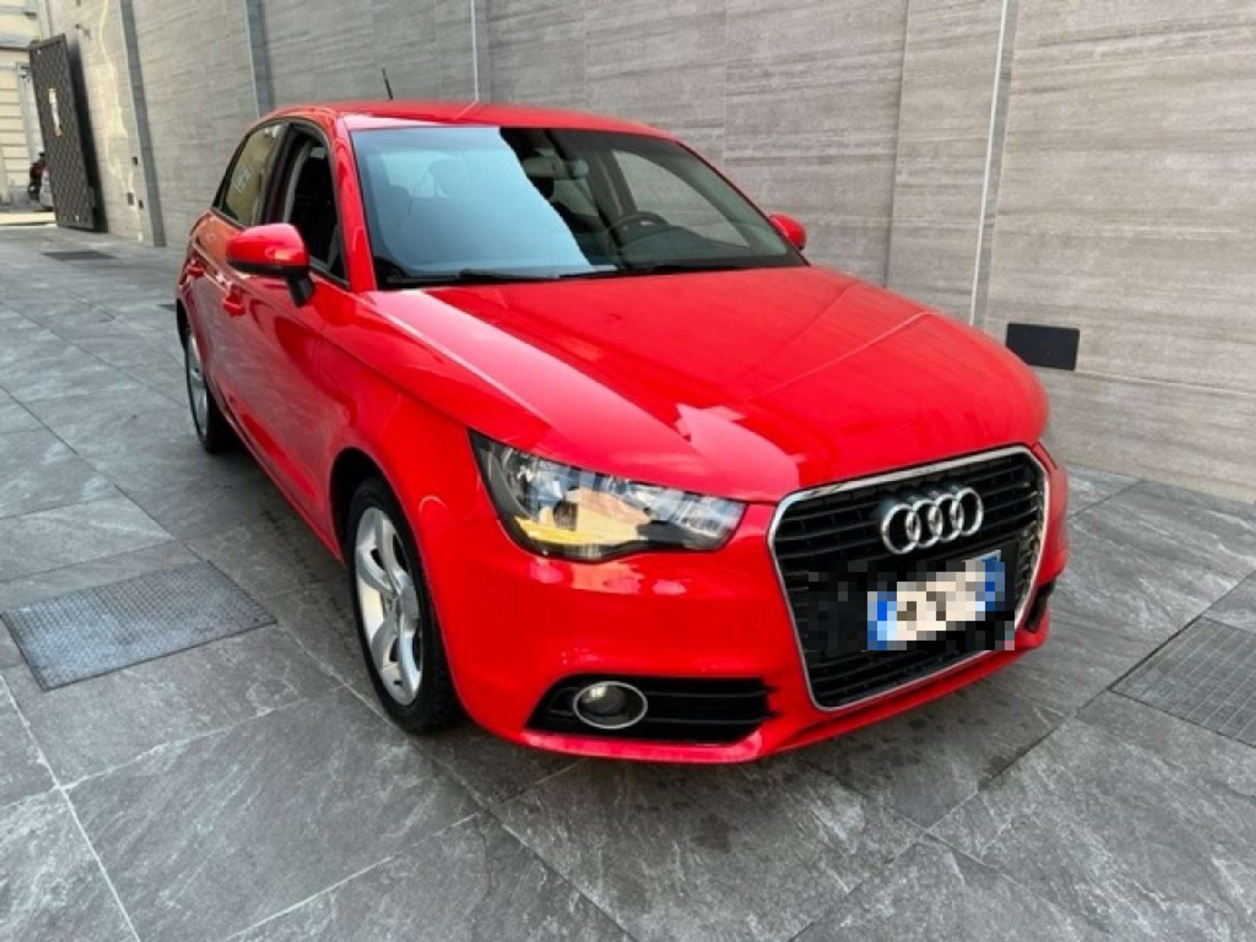 Audi - A1