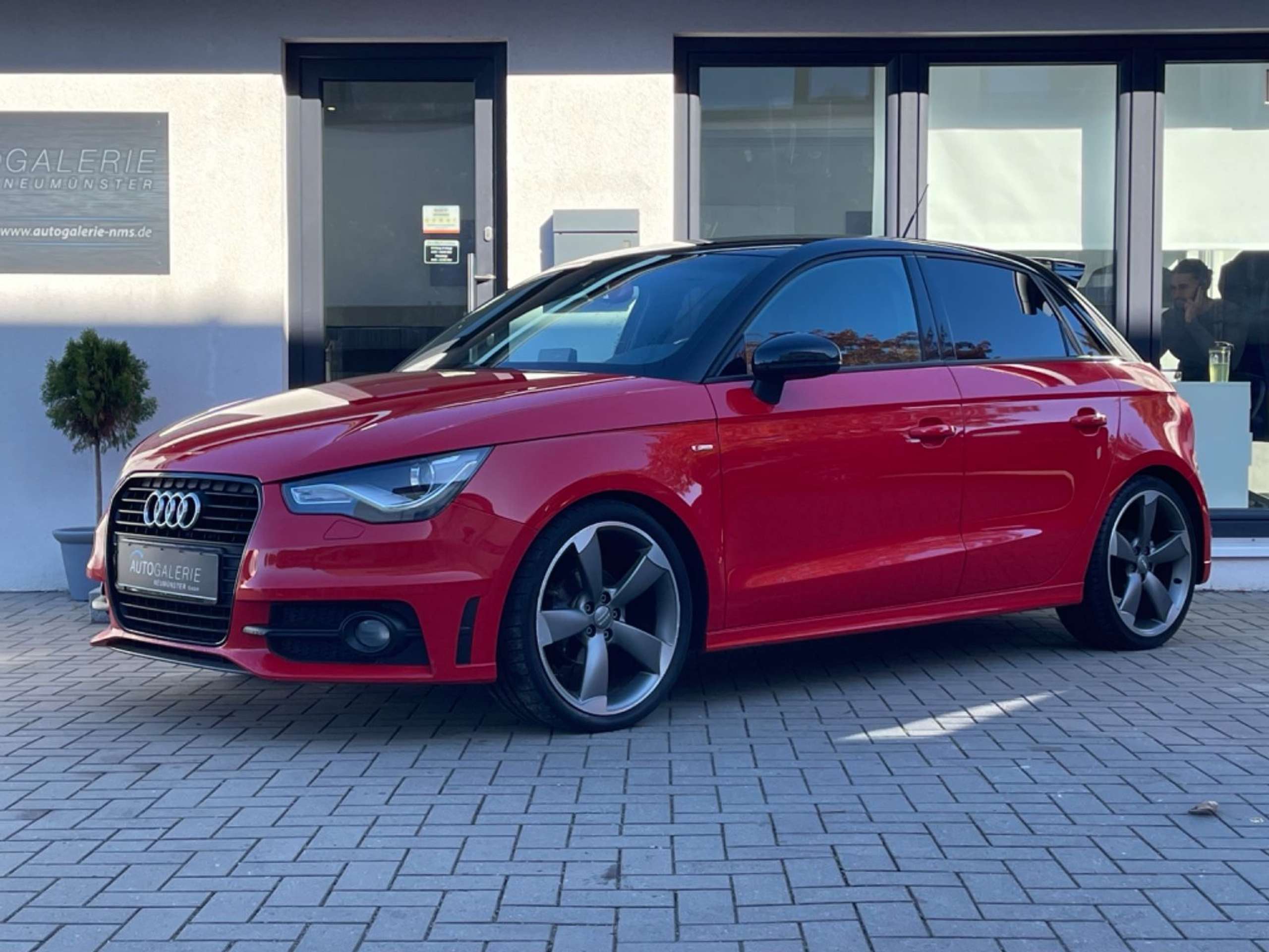 Audi - A1