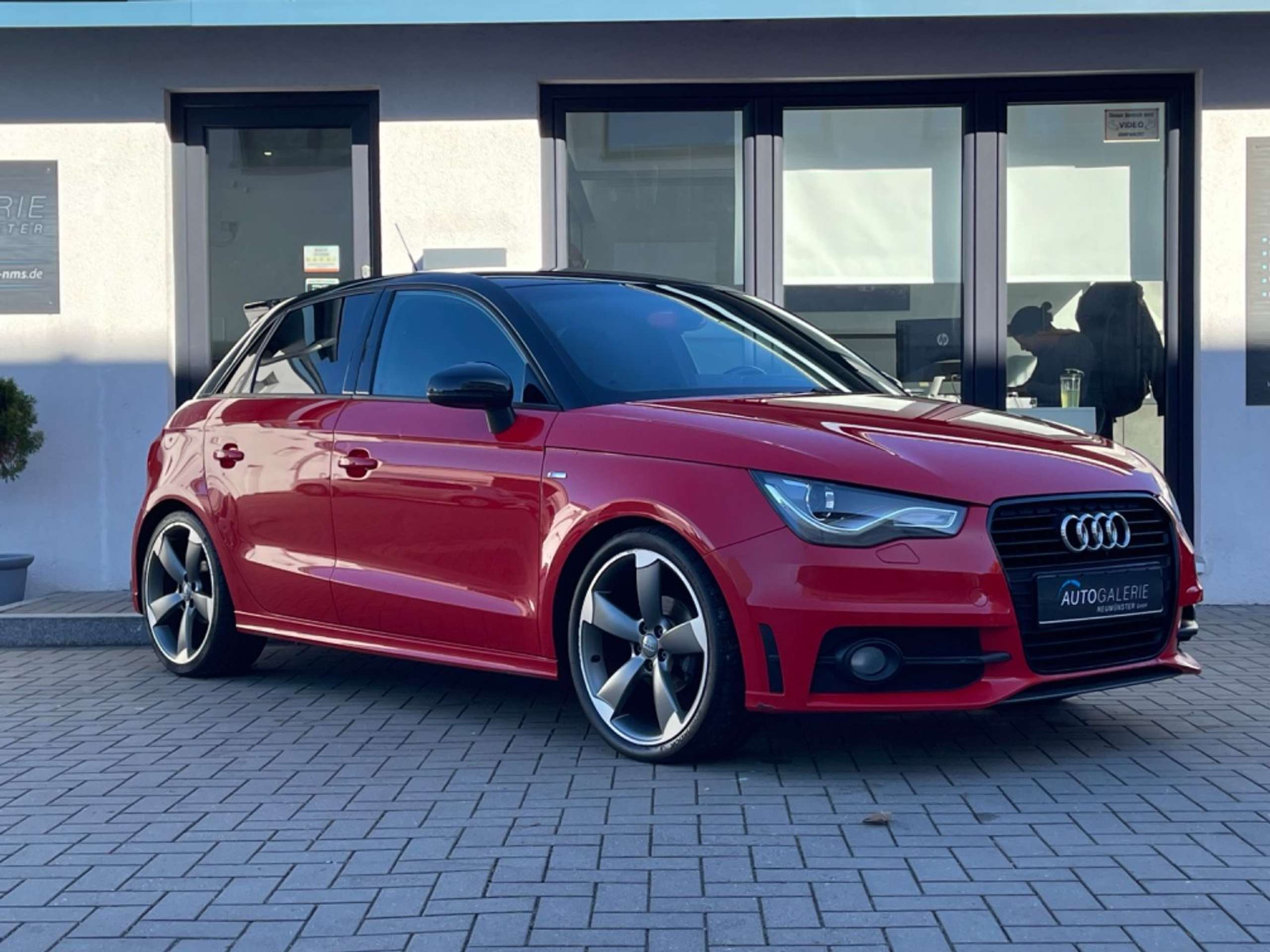 Audi - A1