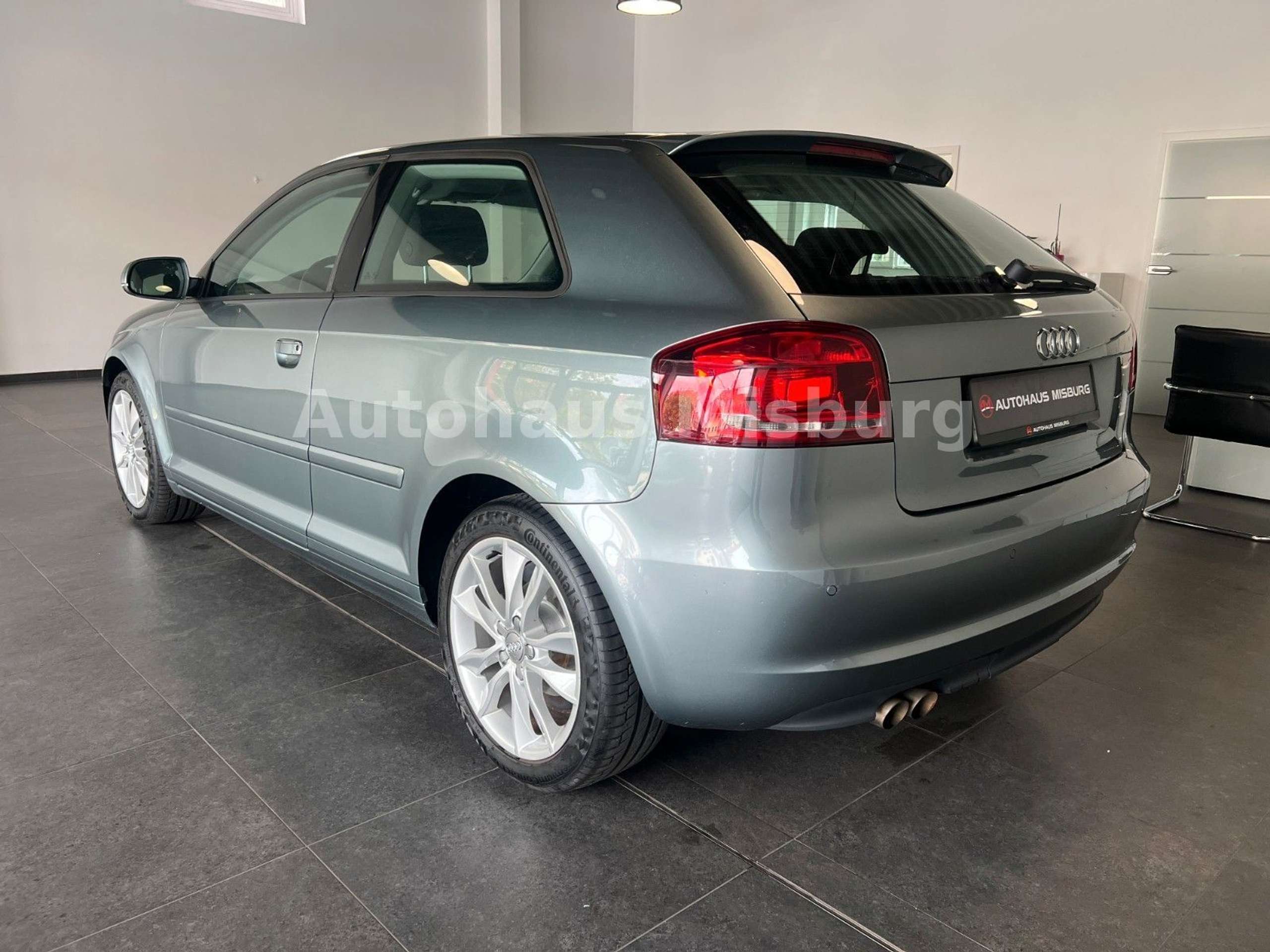 Audi - A3