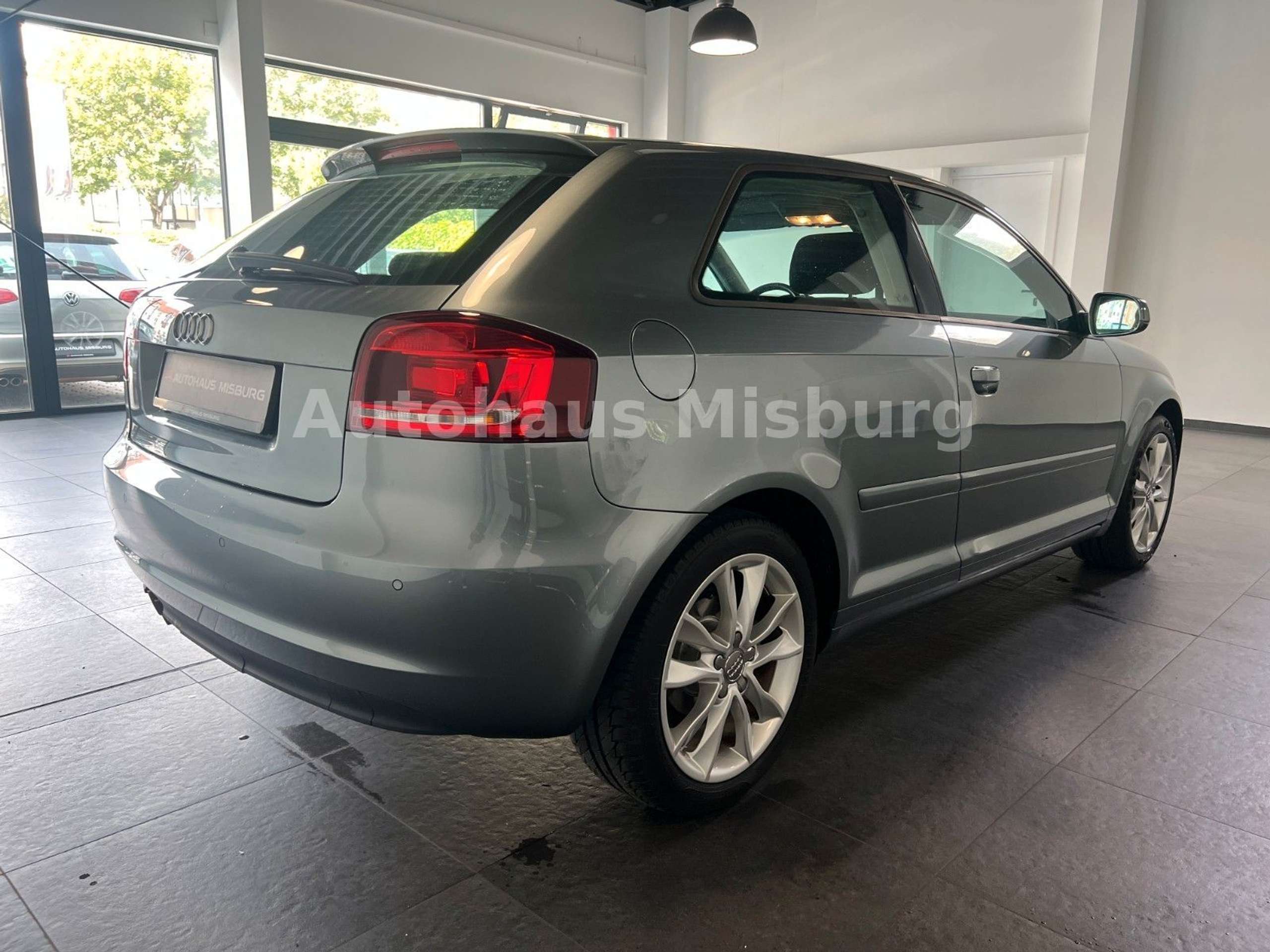 Audi - A3