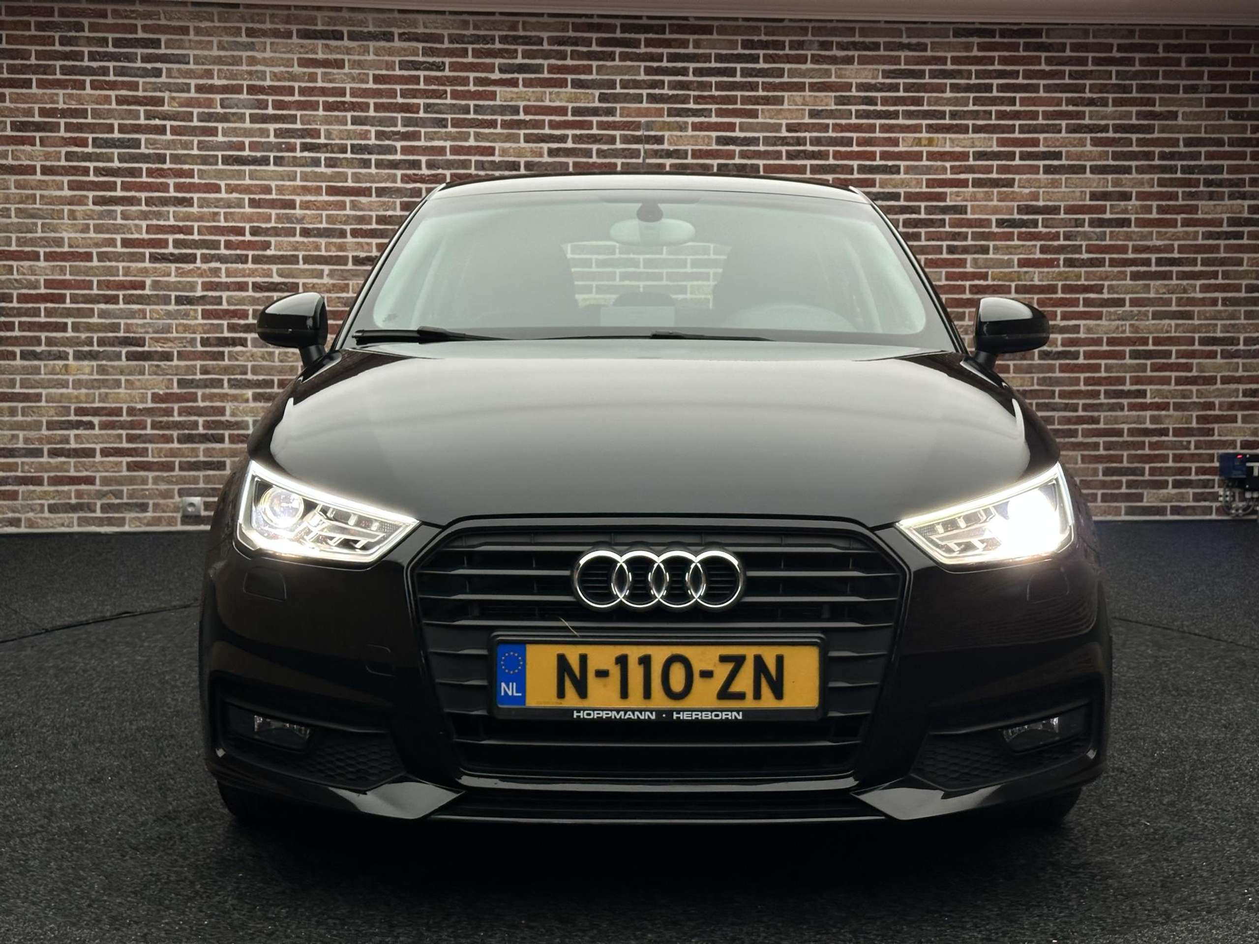 Audi - A1