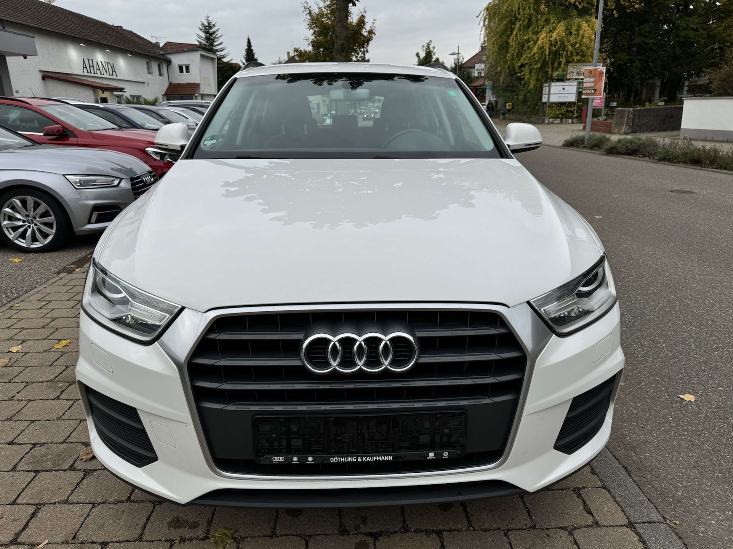 Audi - Q3