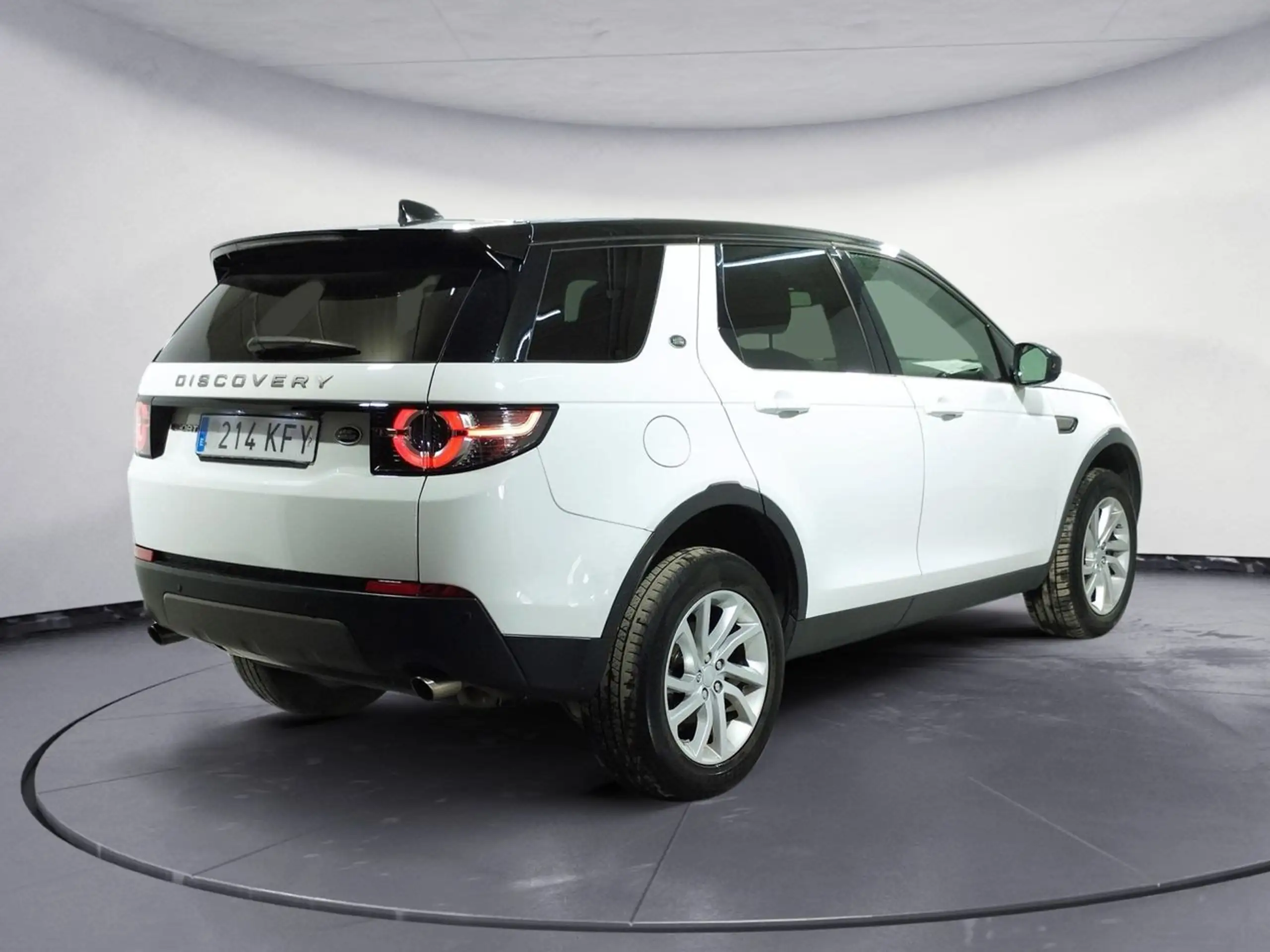 Land Rover - Discovery Sport