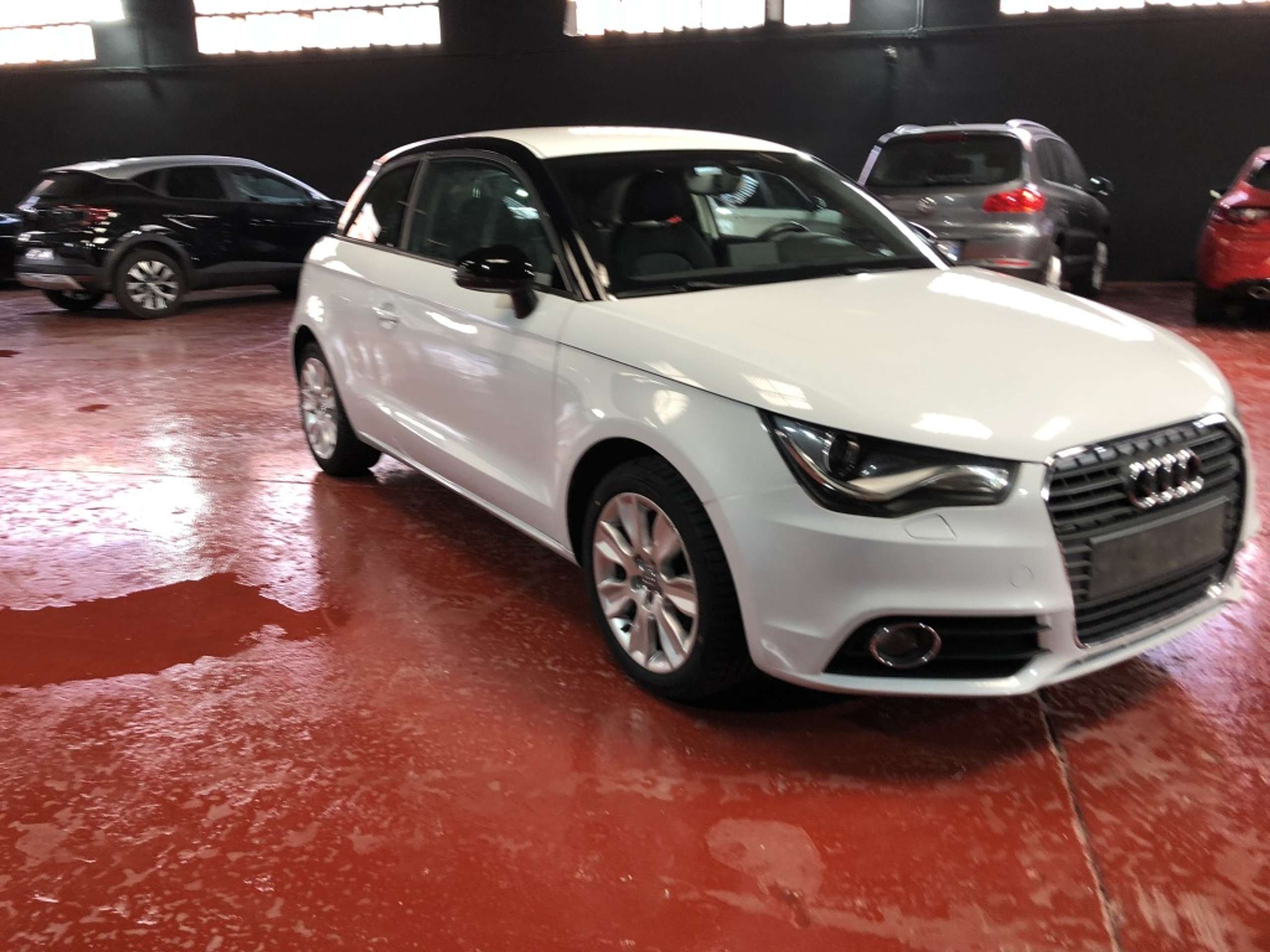 Audi - A1