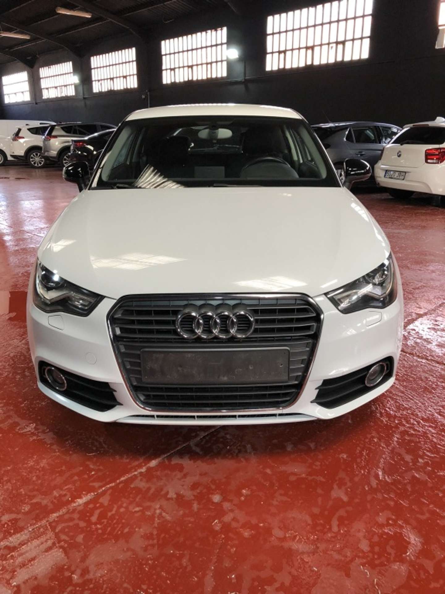 Audi - A1