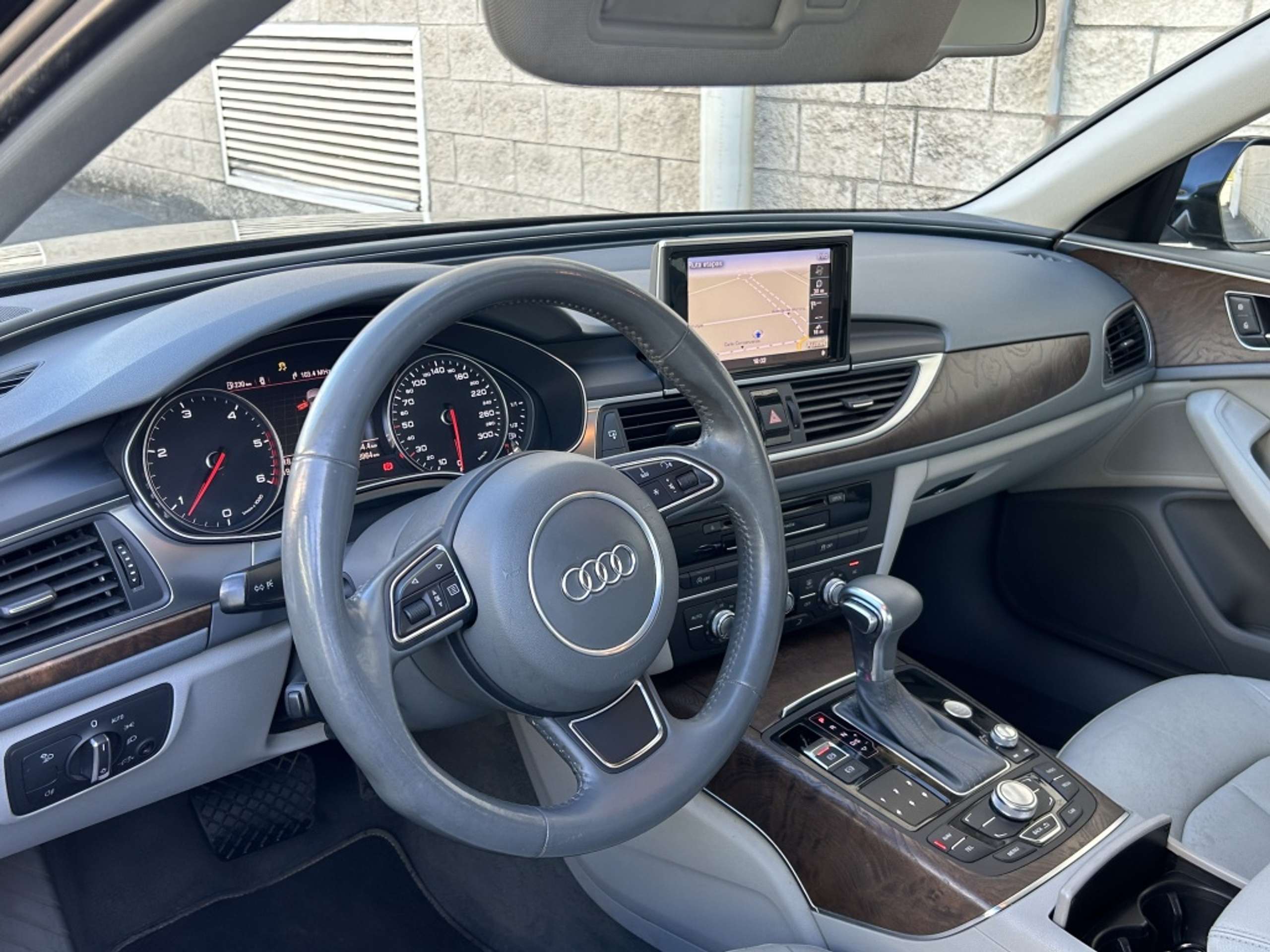 Audi - A6