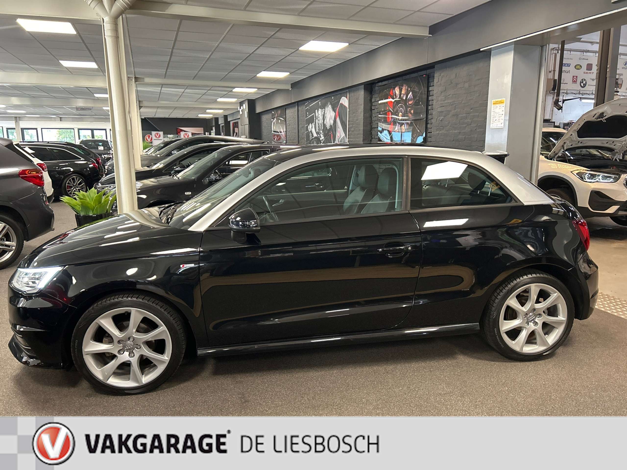 Audi - A1