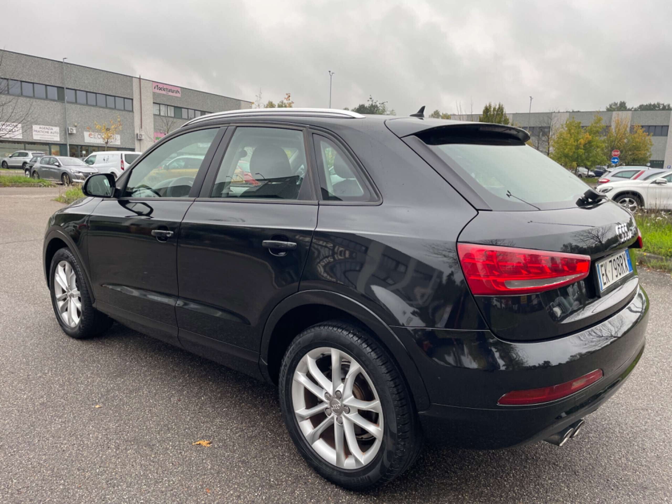 Audi - Q3