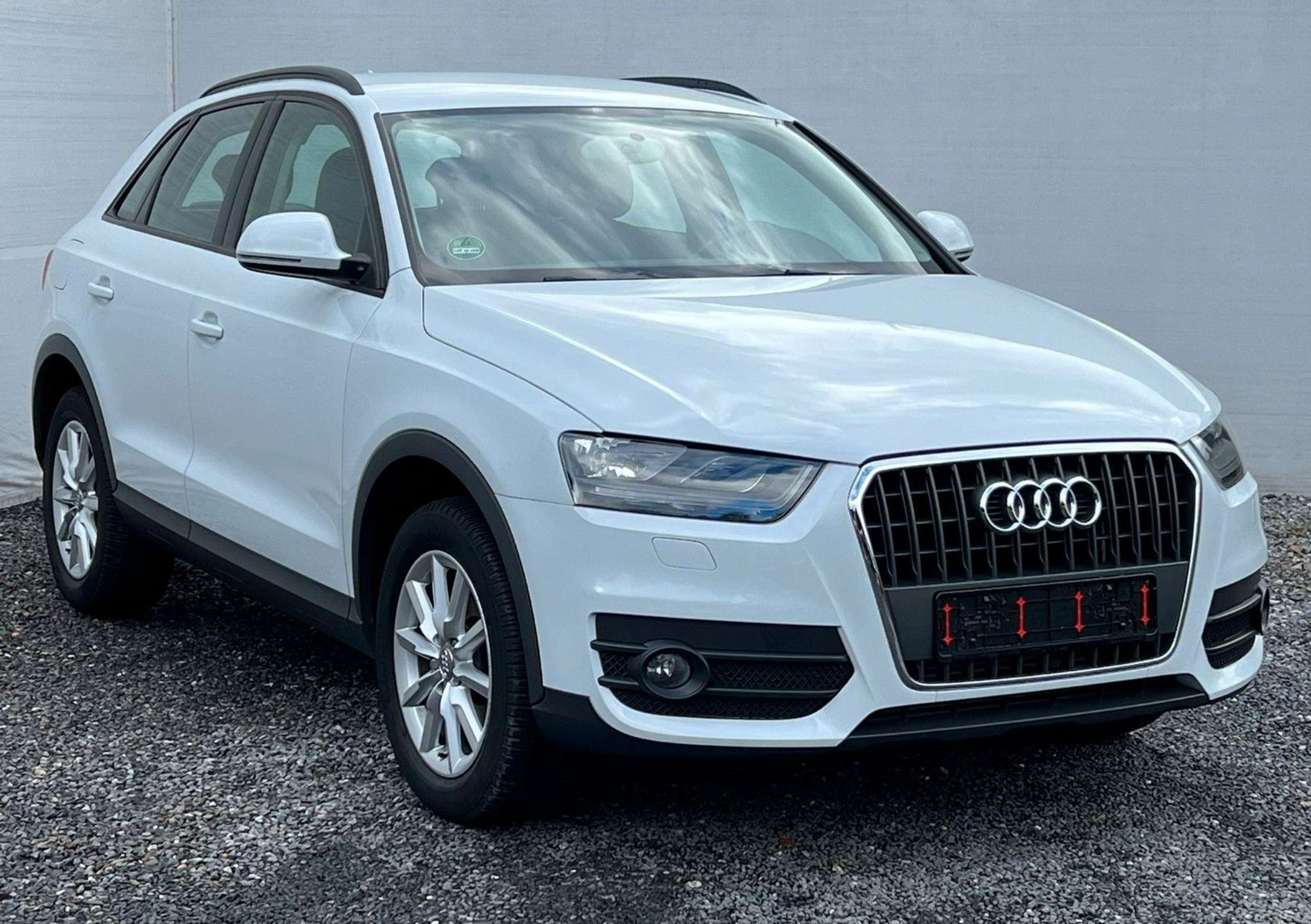 Audi - Q3