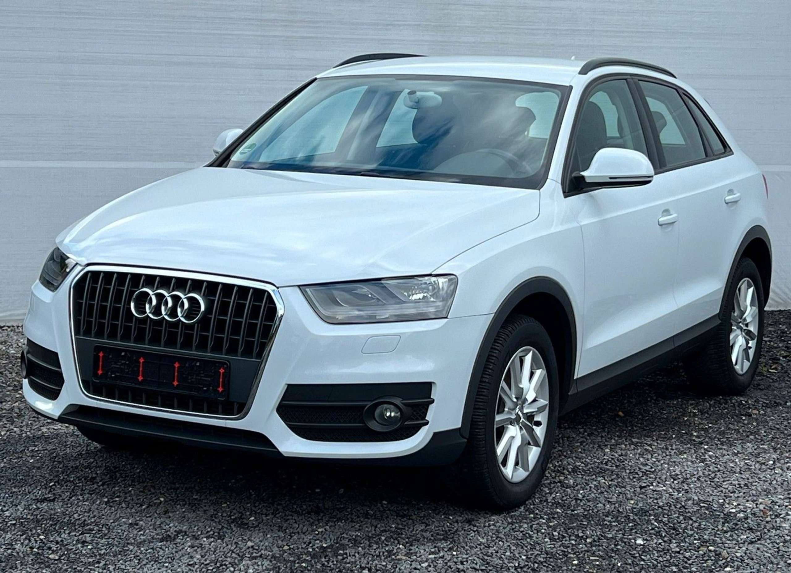 Audi - Q3