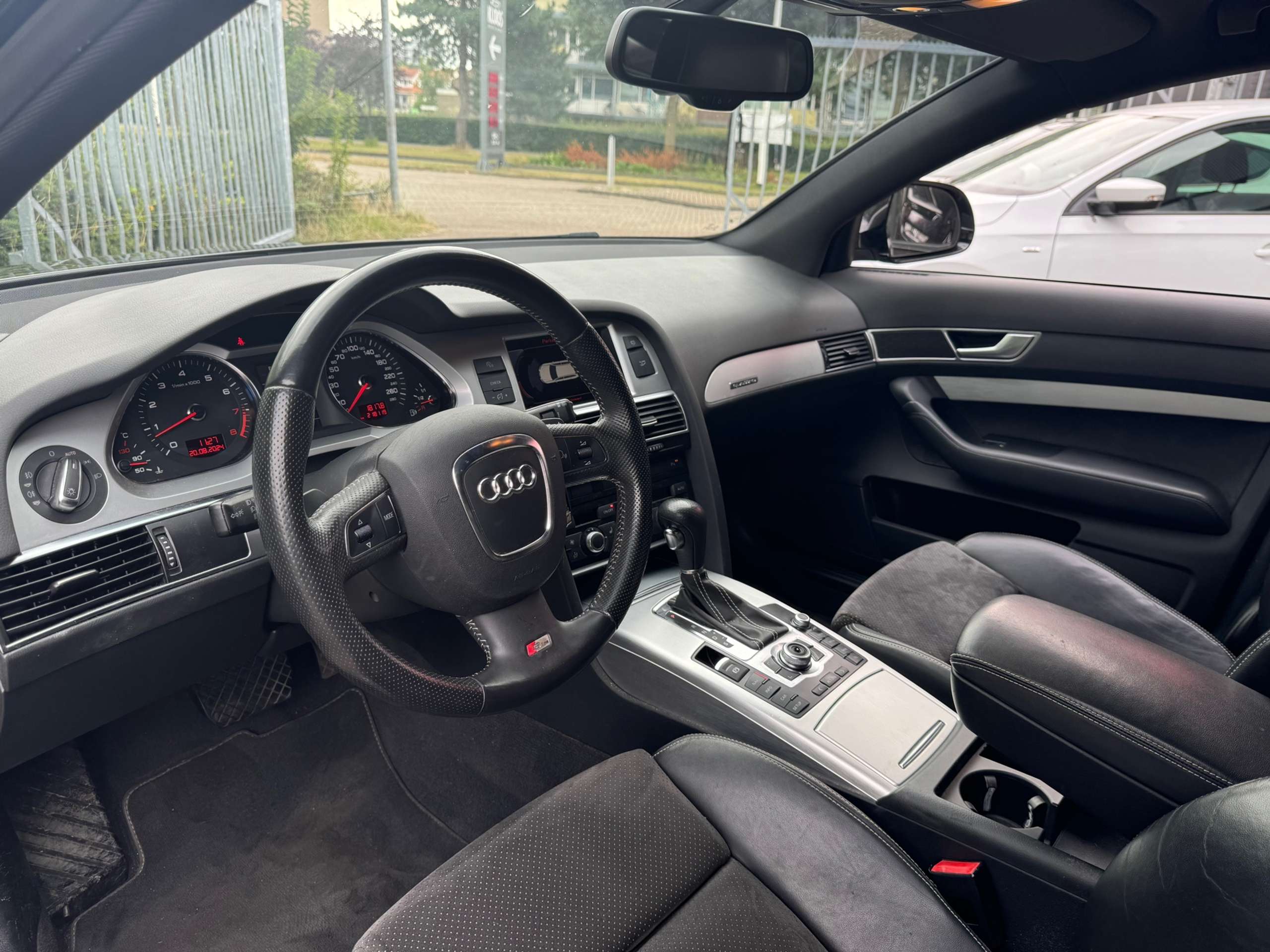 Audi - A6