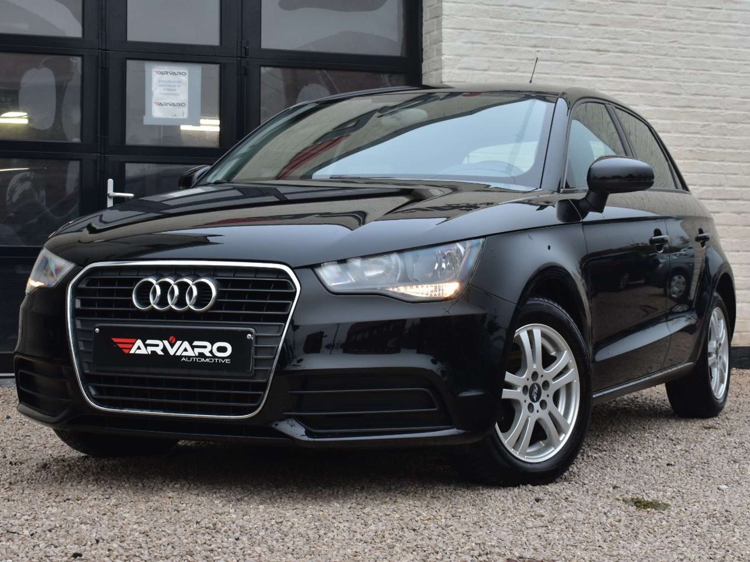 Audi - A1