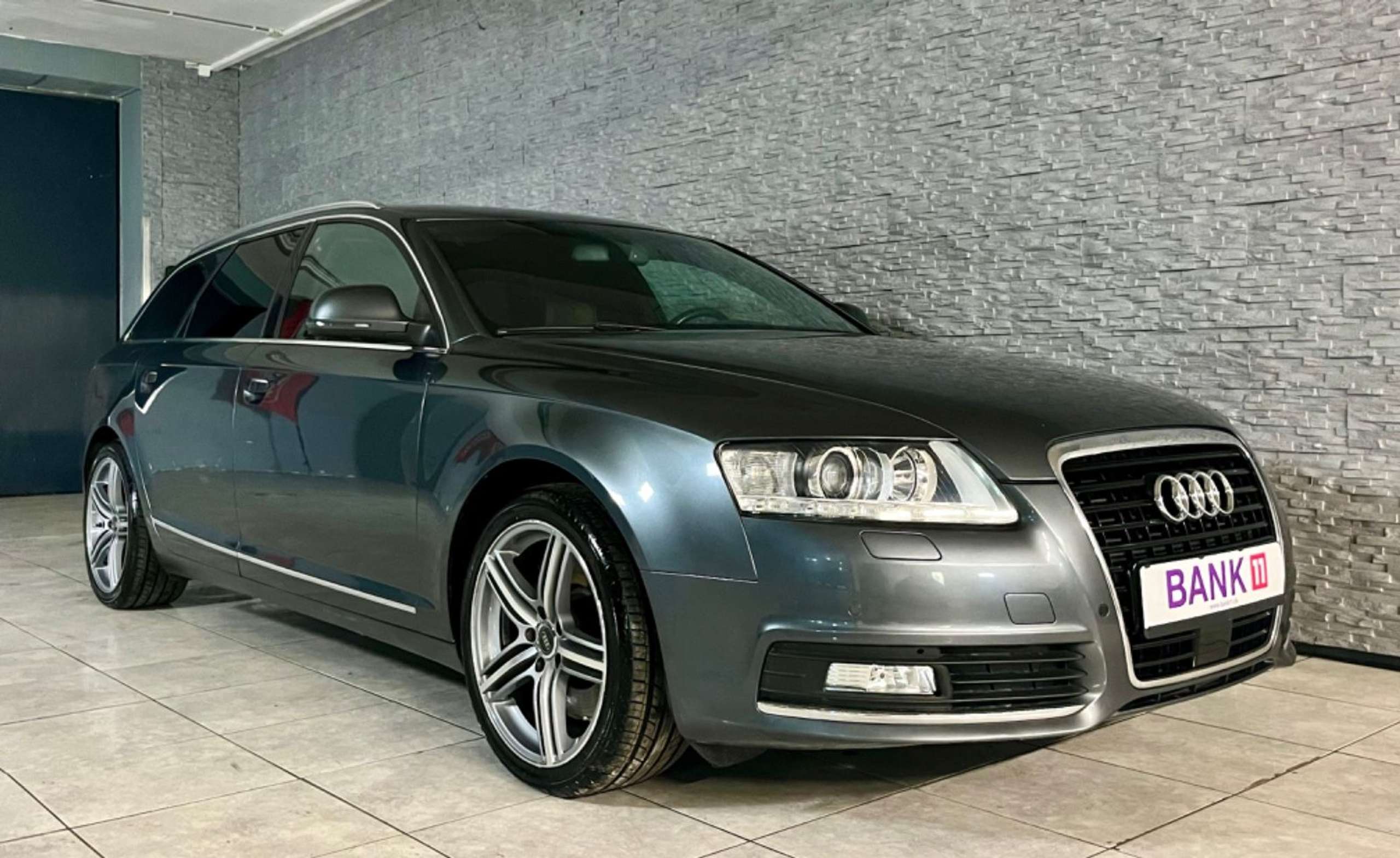 Audi - A6