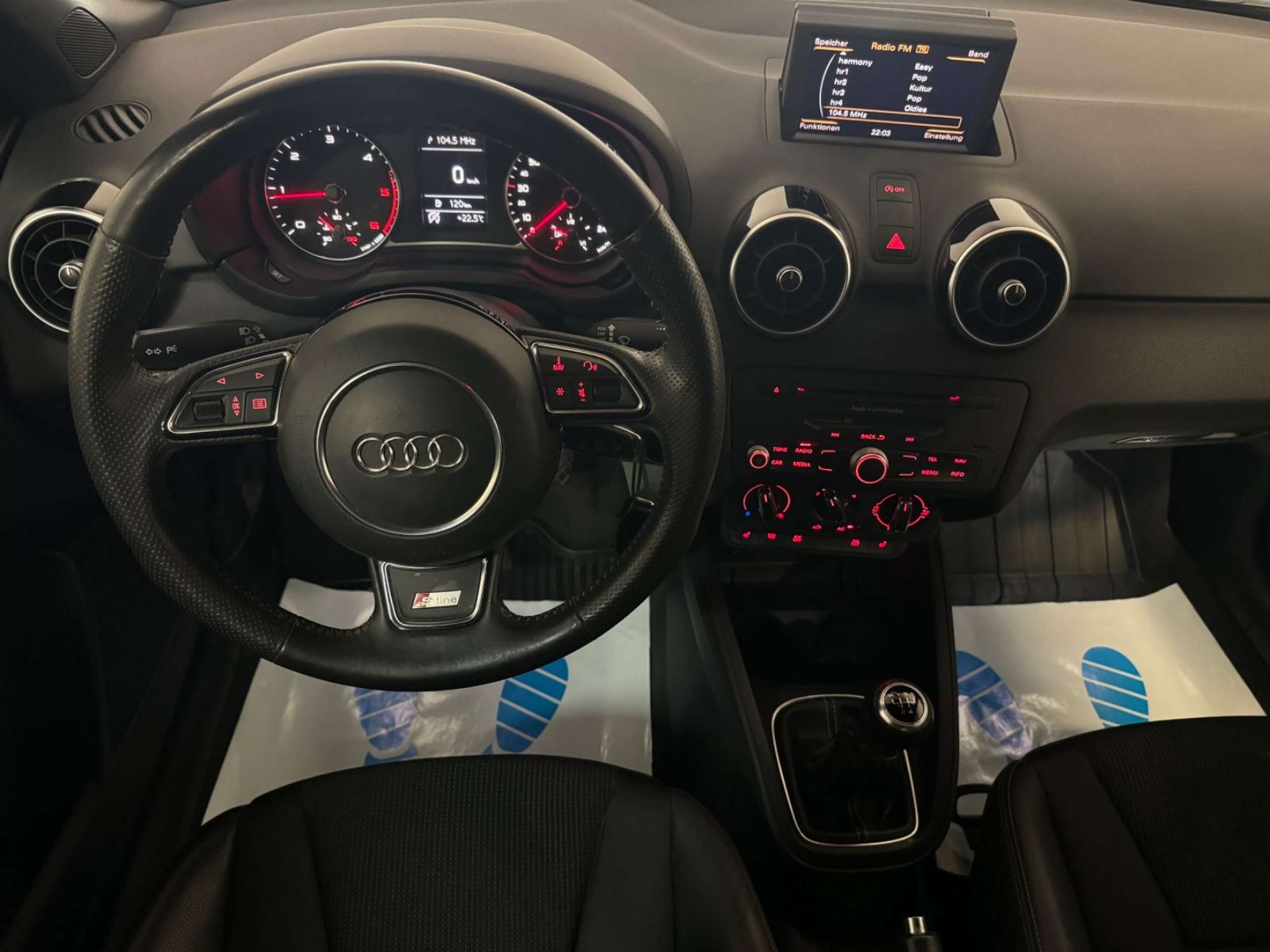 Audi - A1