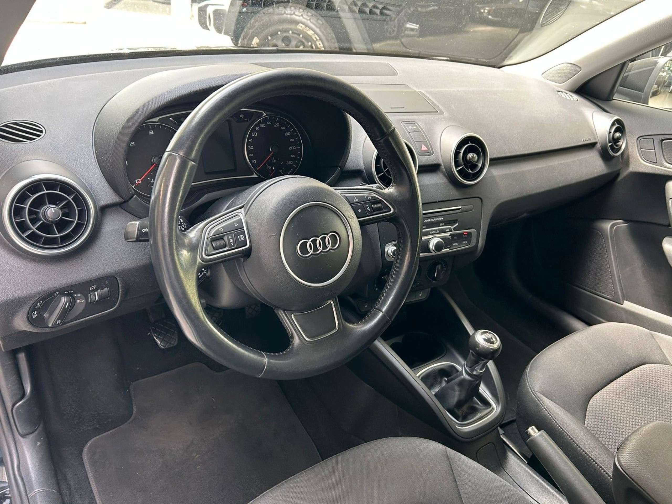 Audi - A1