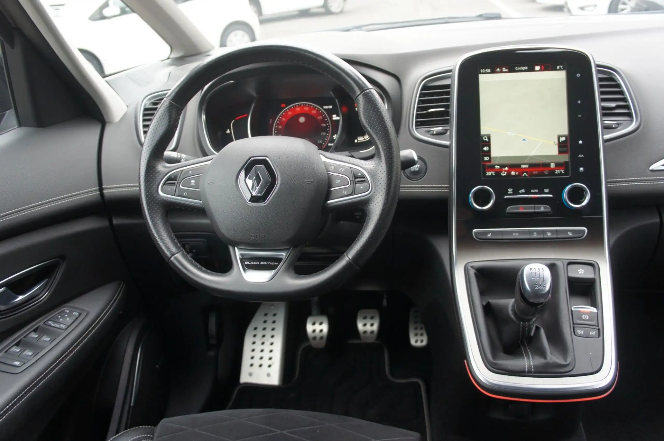 Renault - Scenic