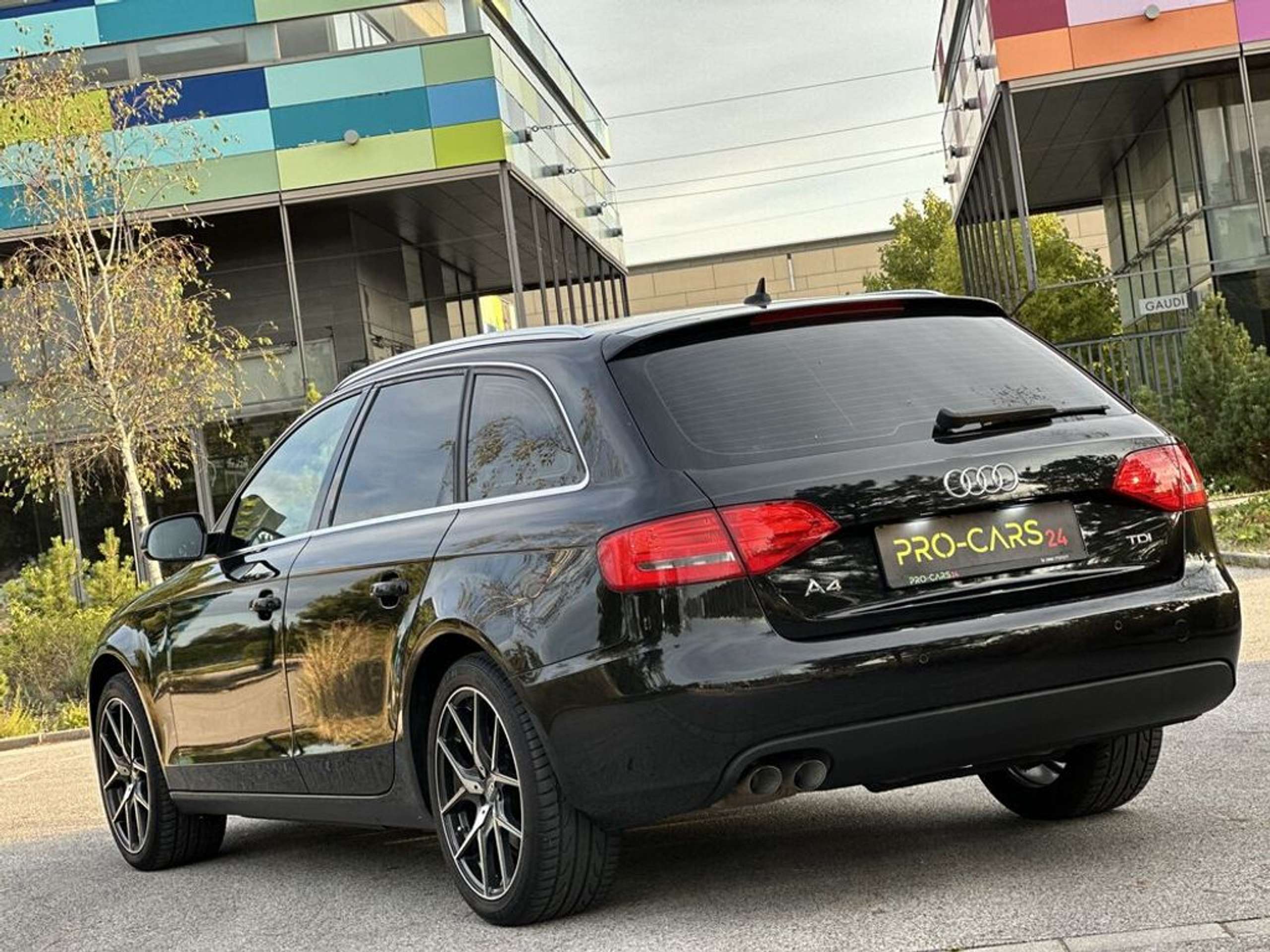 Audi - A4