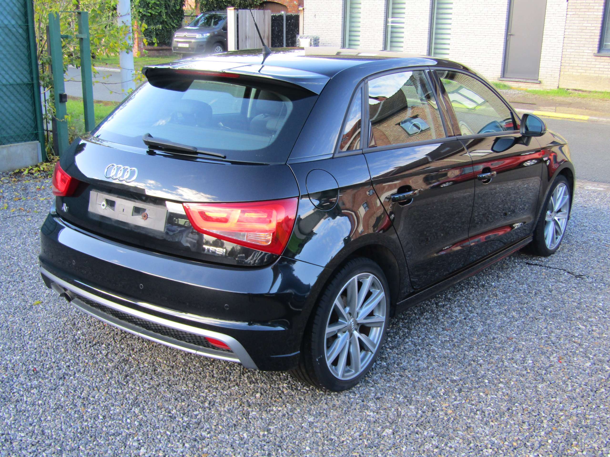 Audi - A1