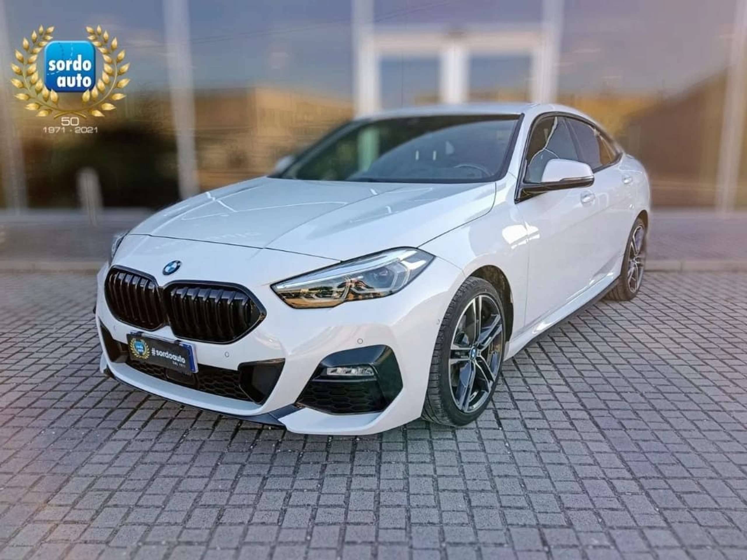 BMW 218 2022