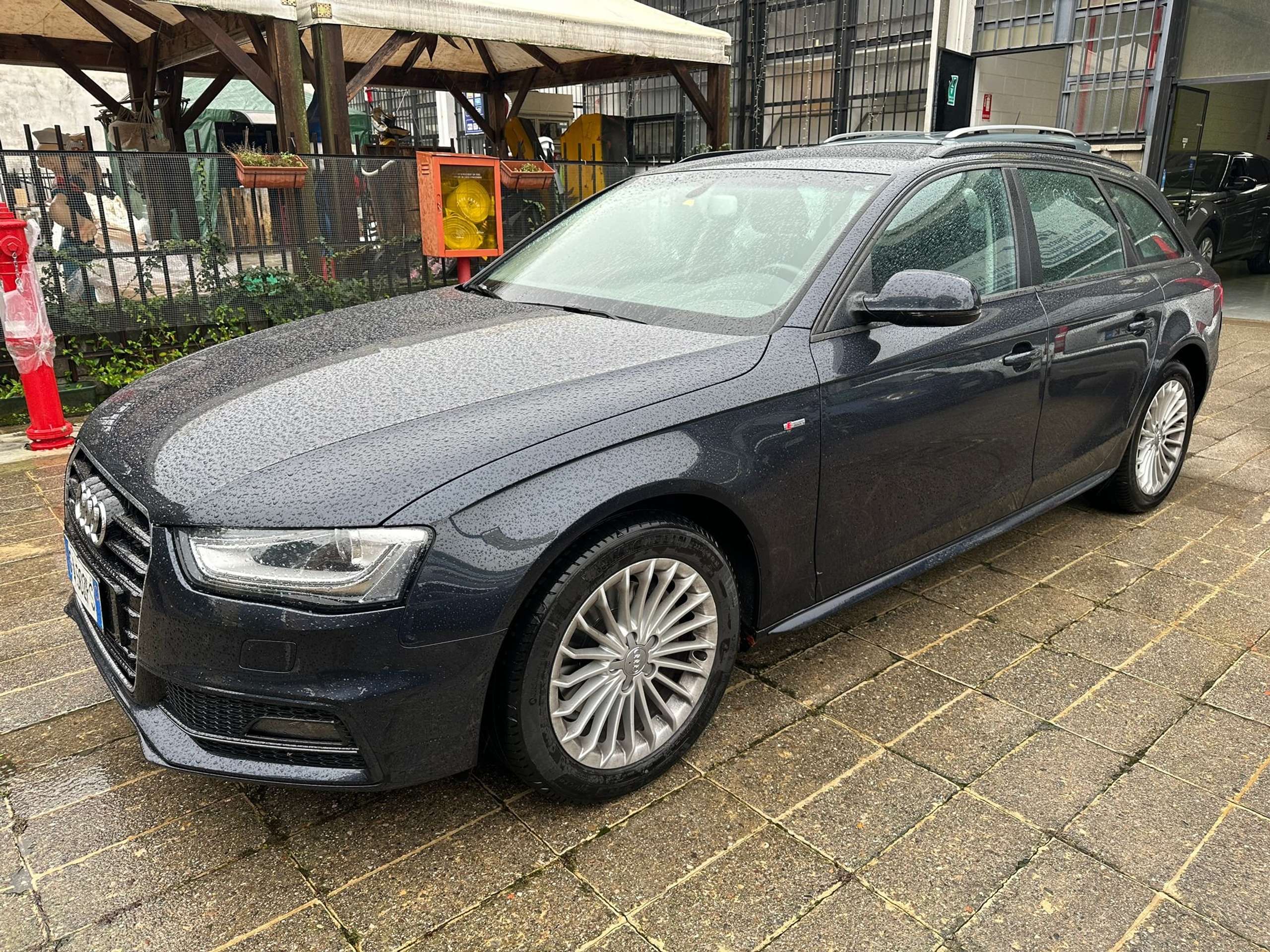 Audi - A4