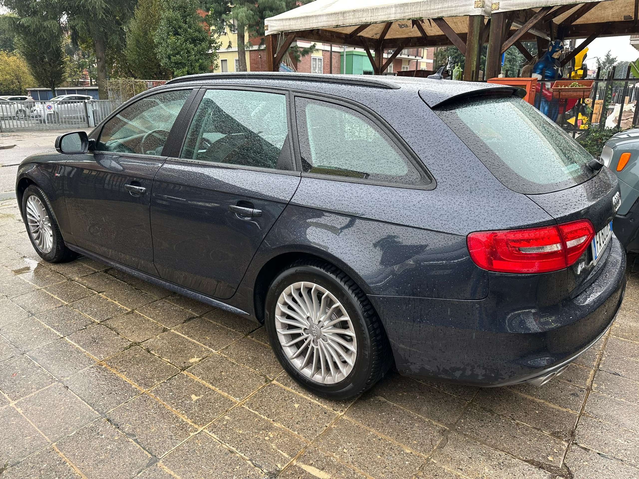 Audi - A4