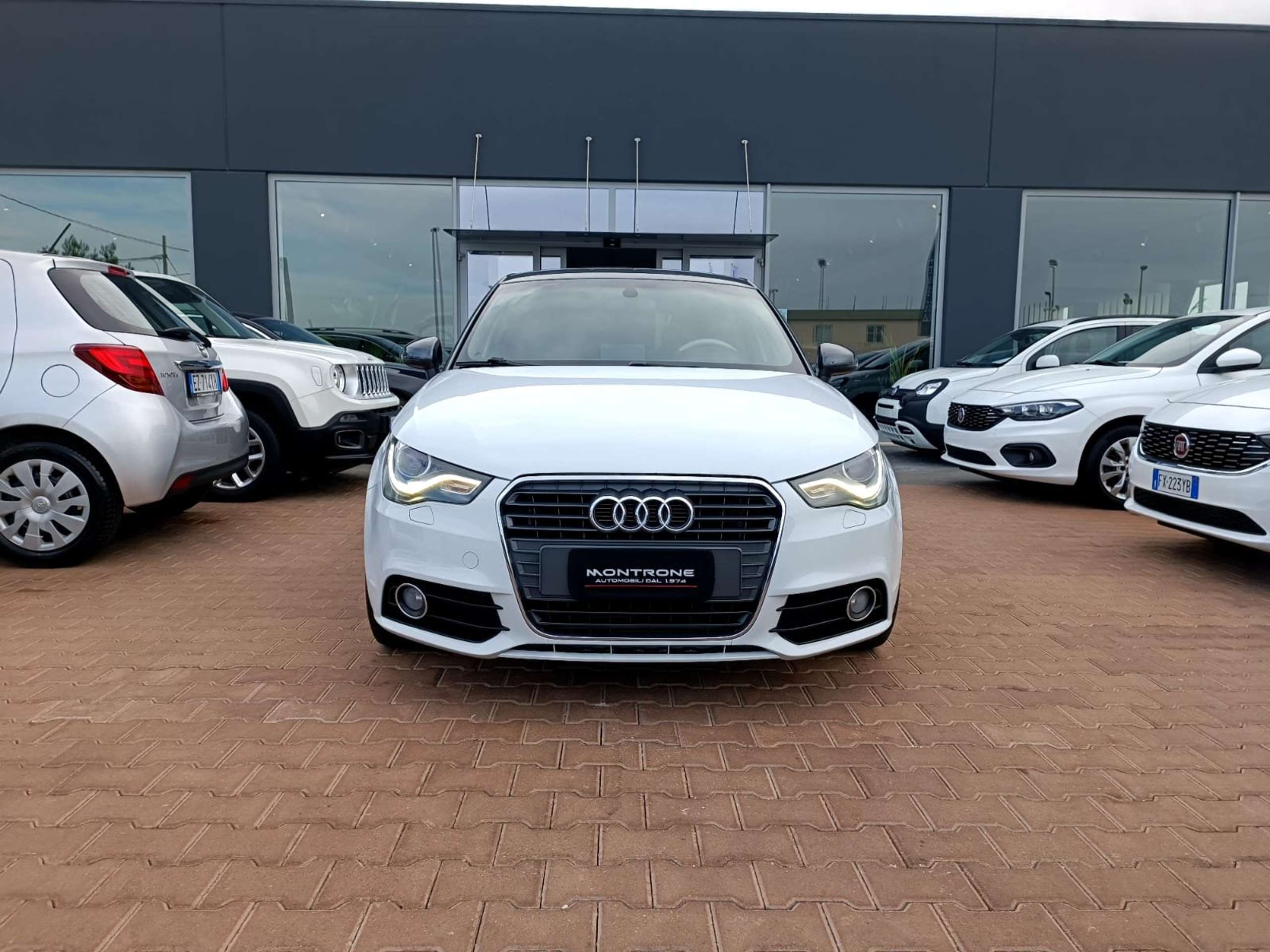 Audi - A1