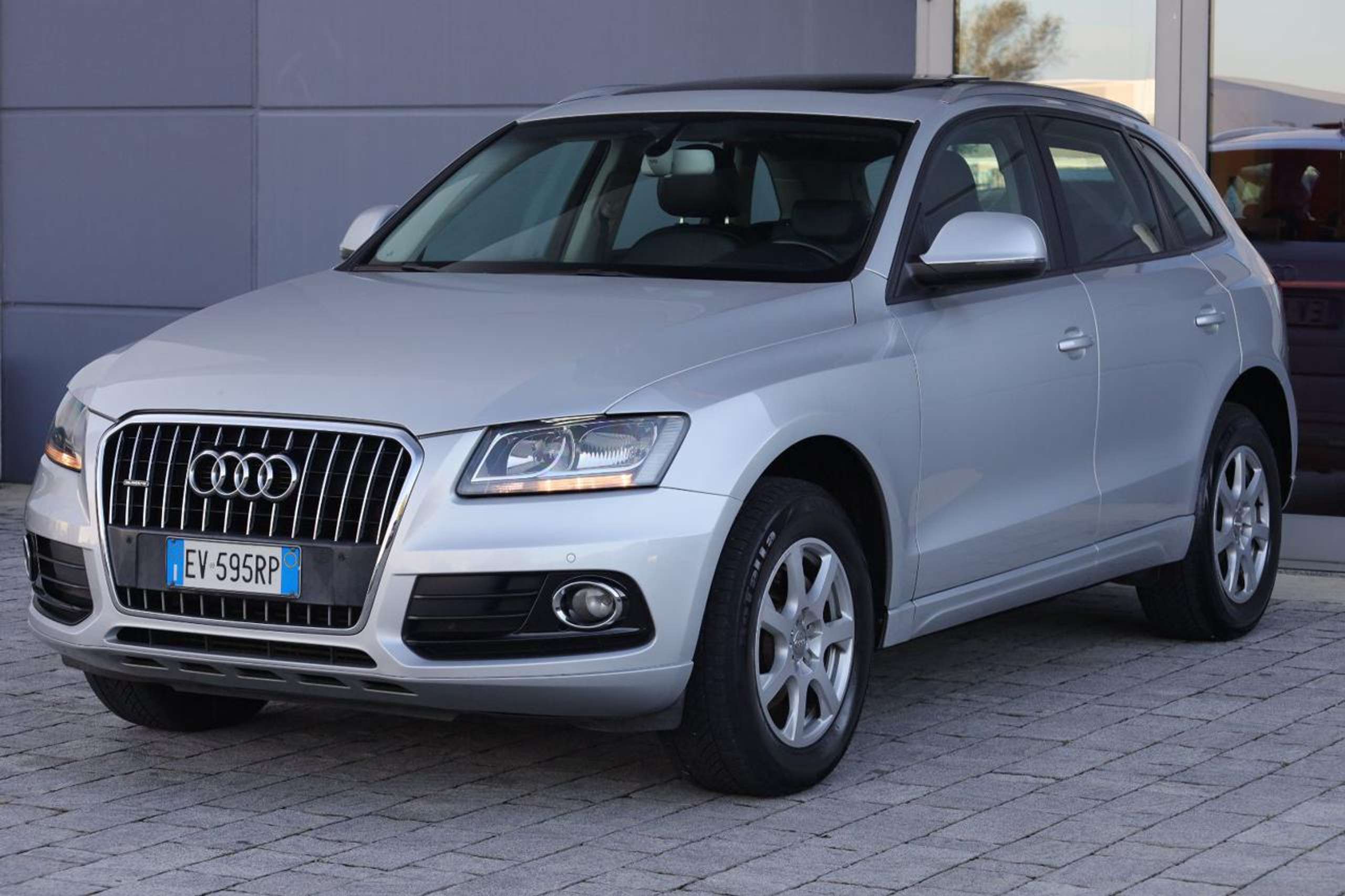 Audi - Q5