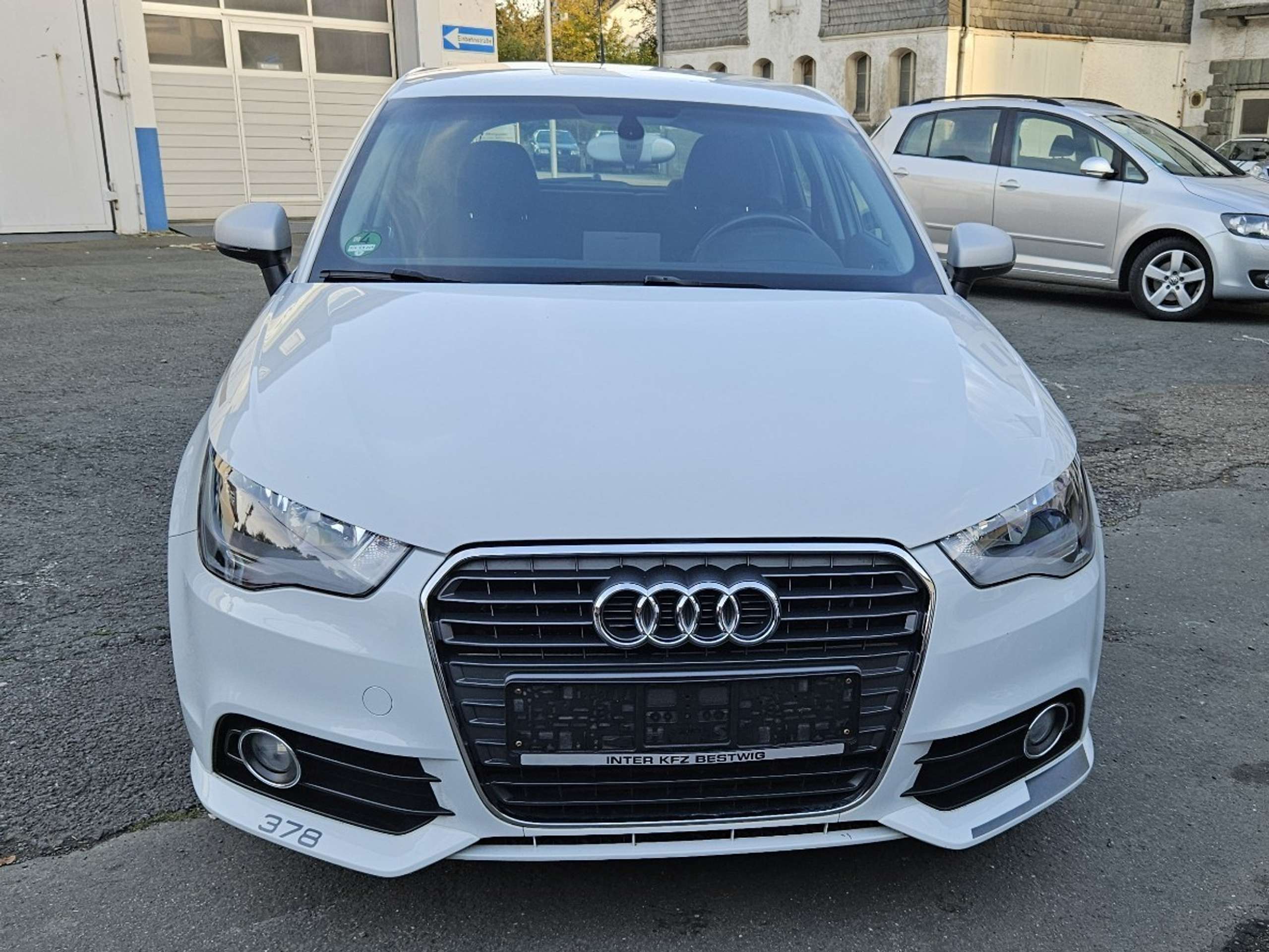 Audi - A1