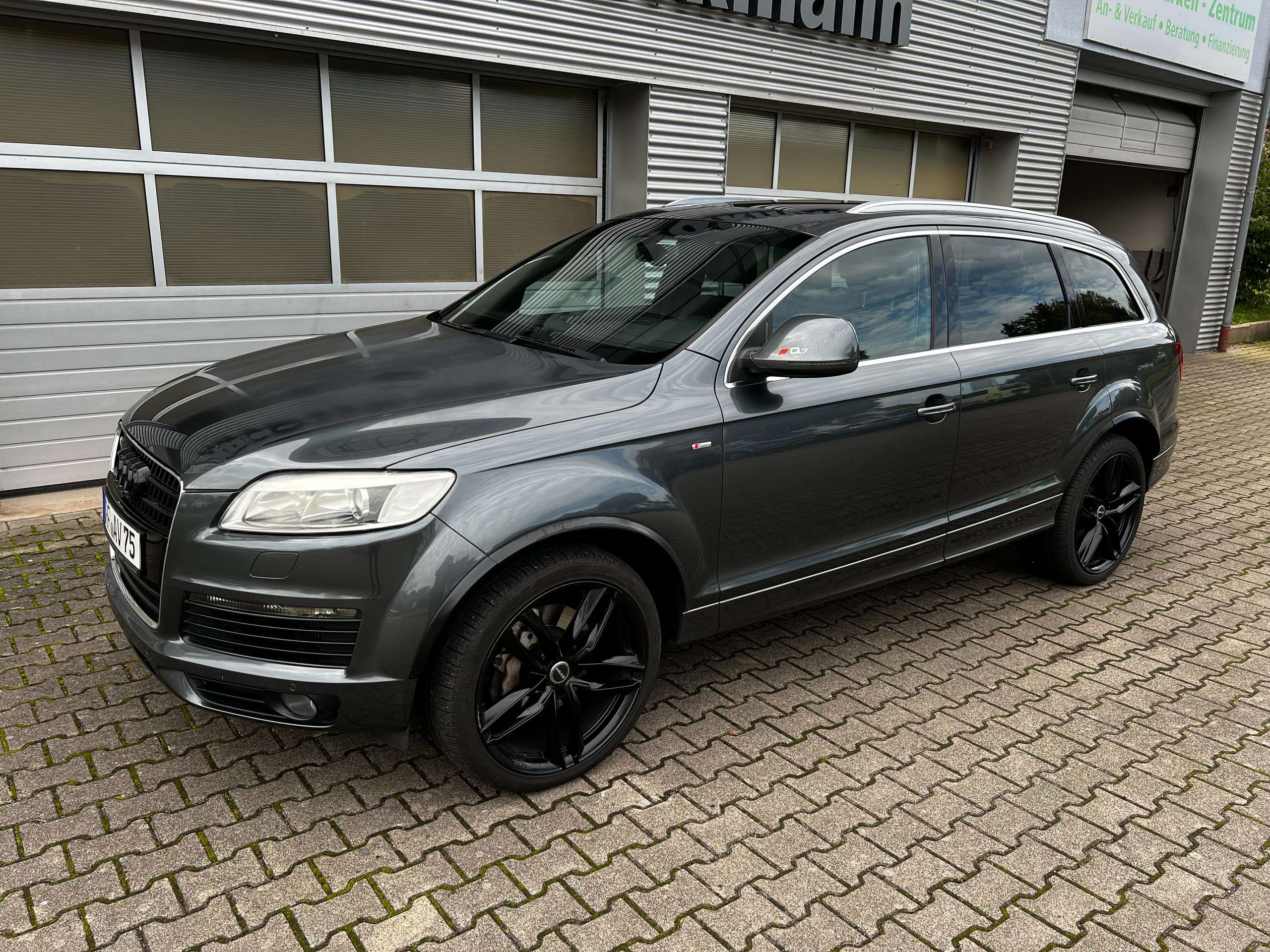 Audi - Q7