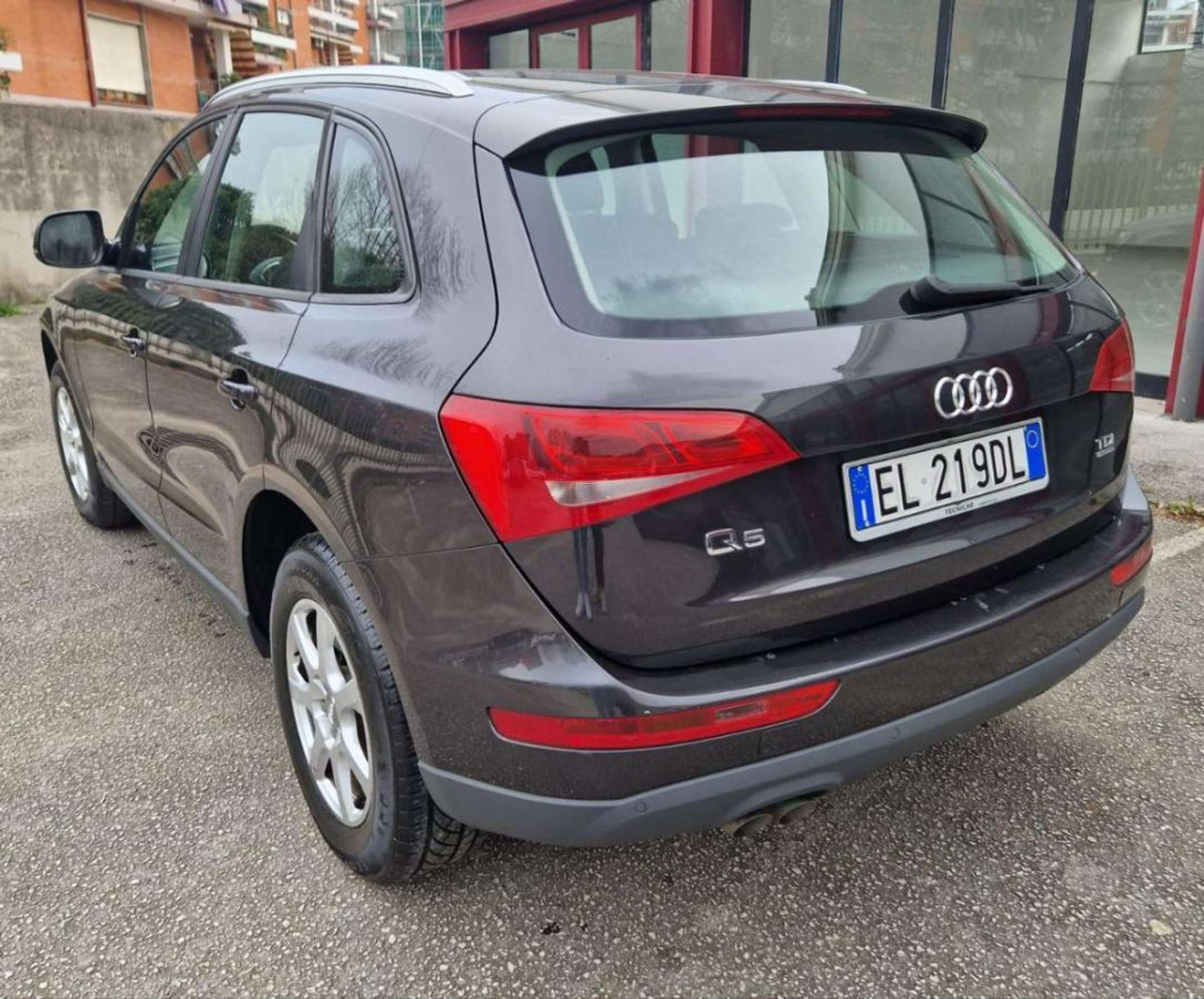 Audi - Q5