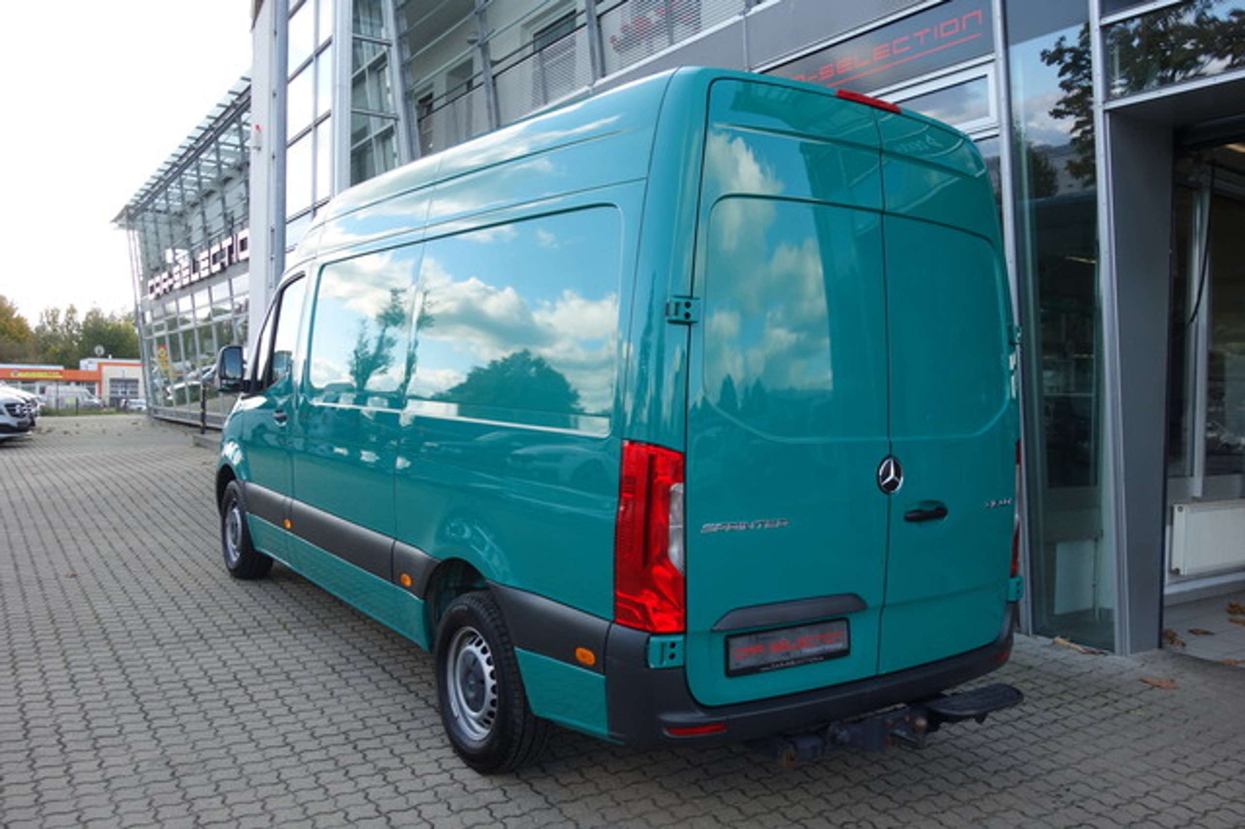 Mercedes-Benz - Sprinter