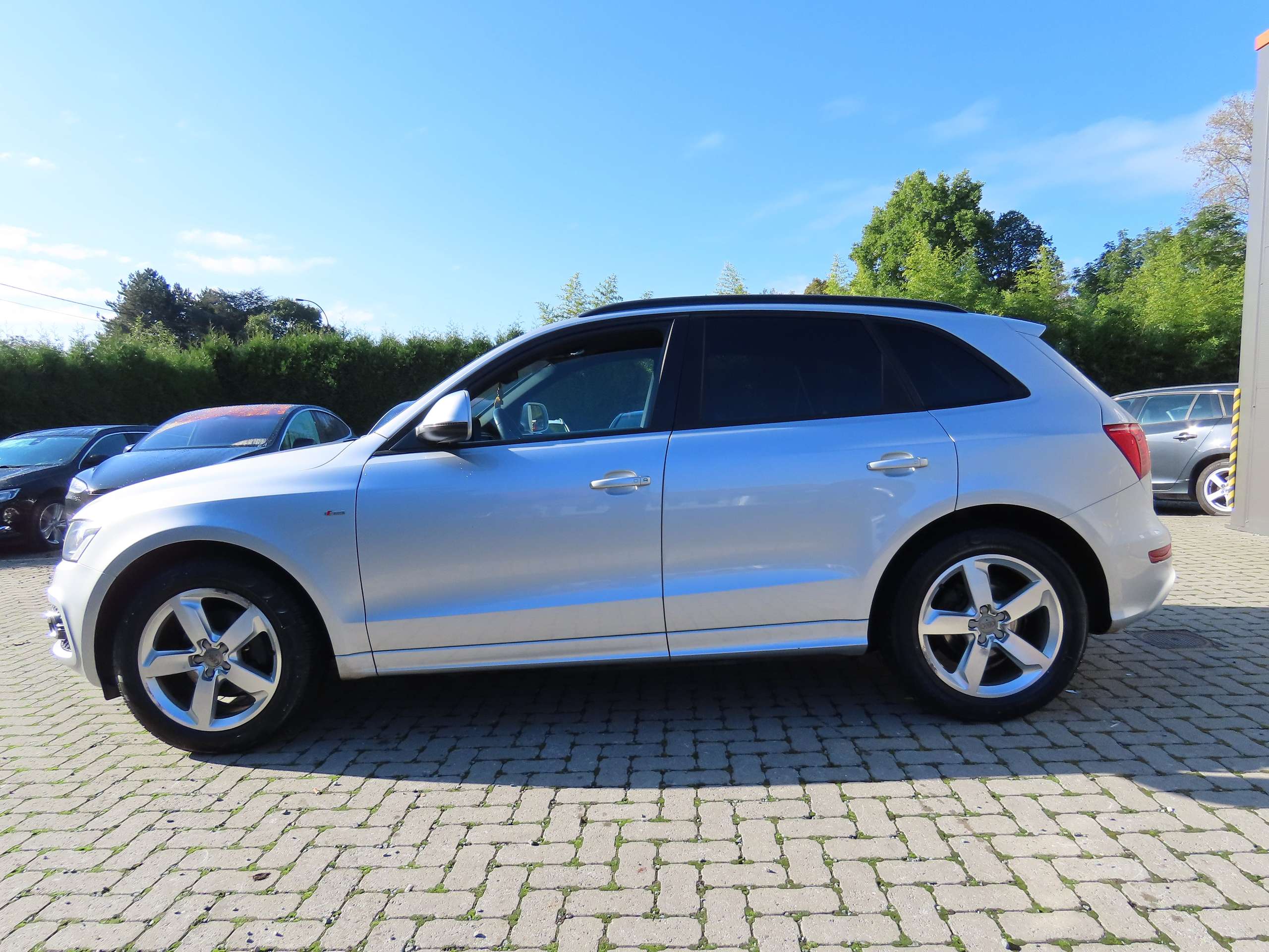 Audi - Q5