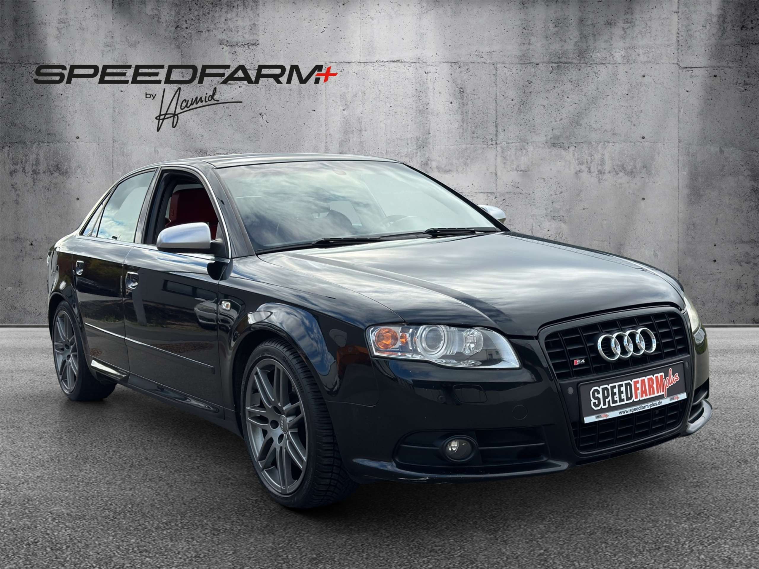 Audi - S4