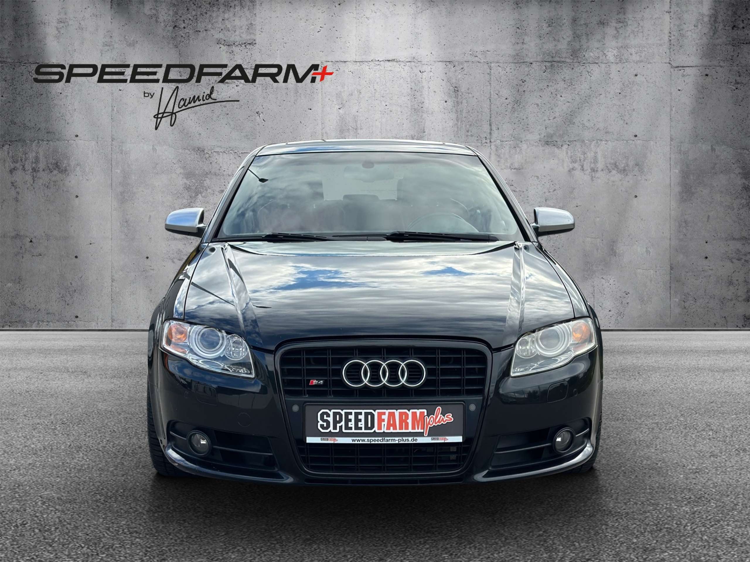 Audi - S4